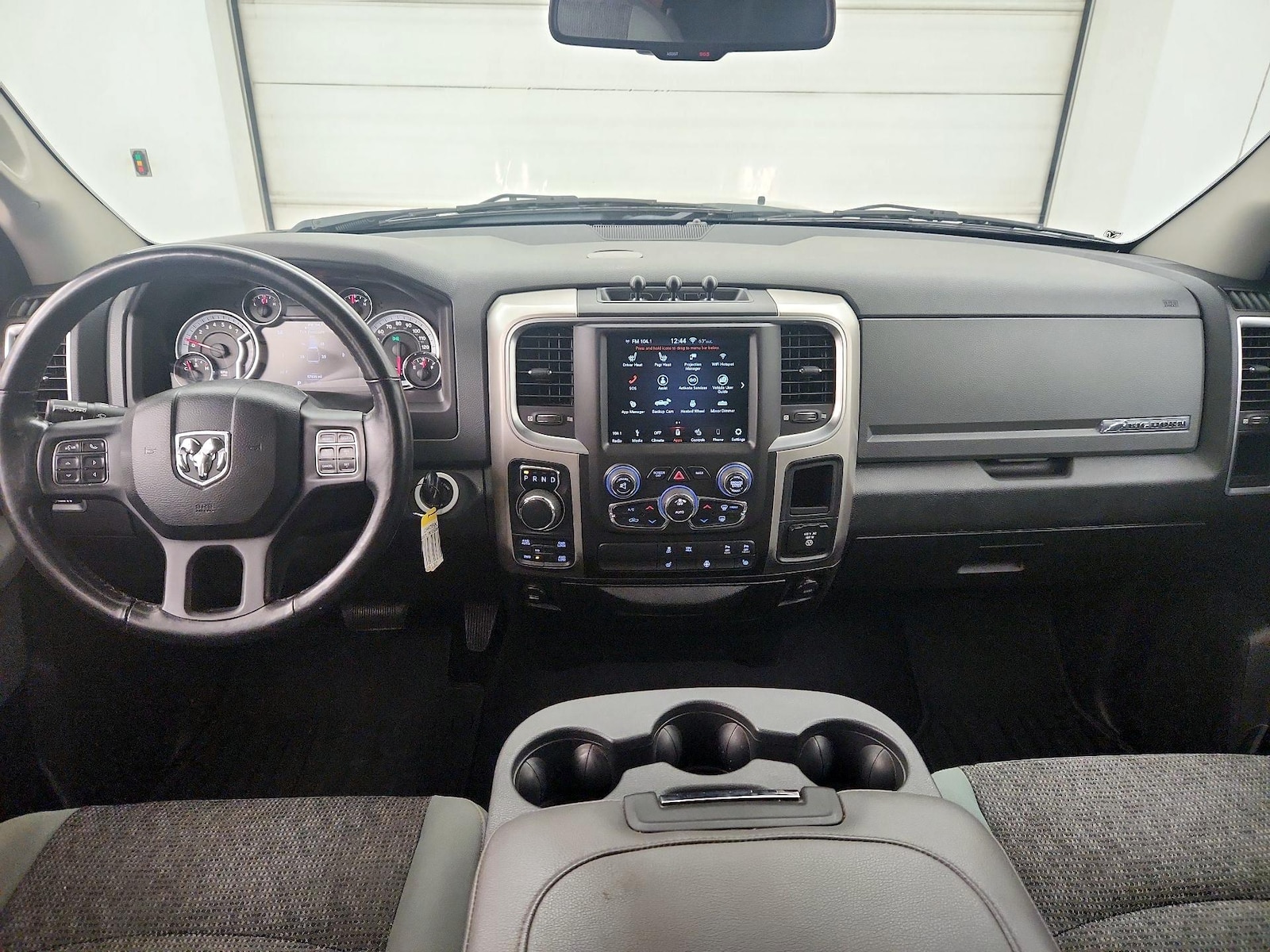 Apple CarPlay® & Android Auto™