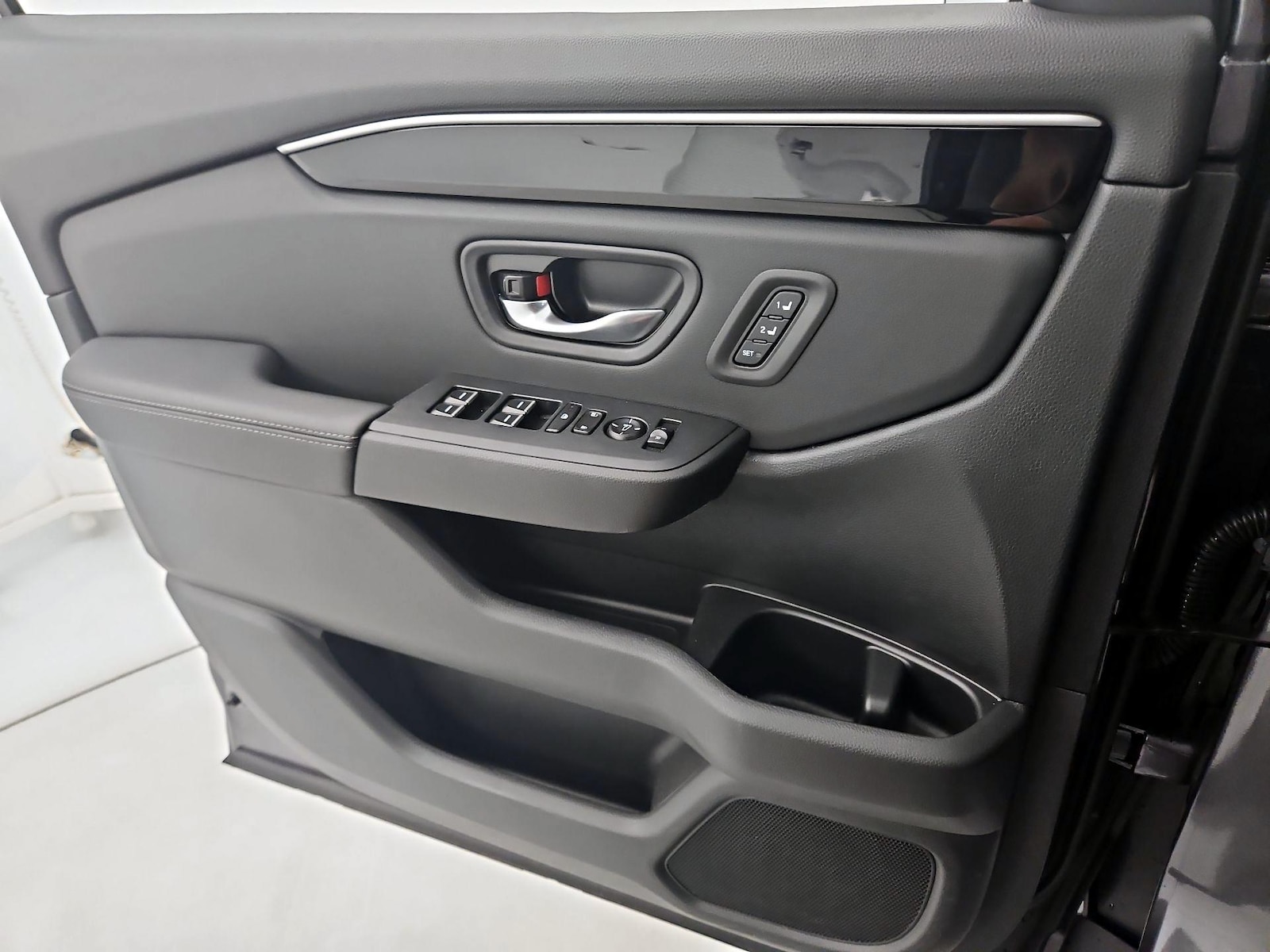 2025 Honda Pilot EX-L - Photo 13