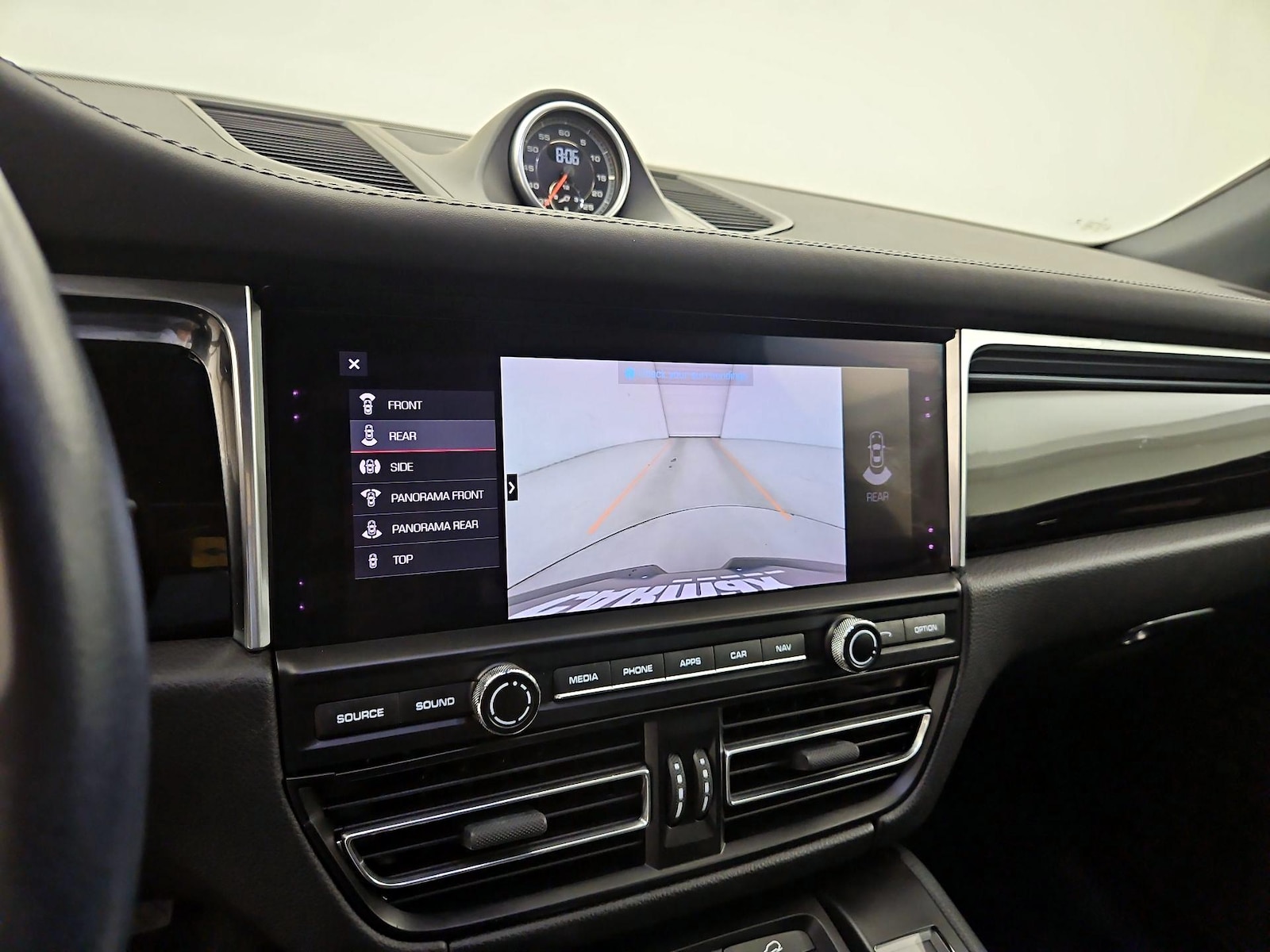 2020 Porsche Macan S - Photo 16