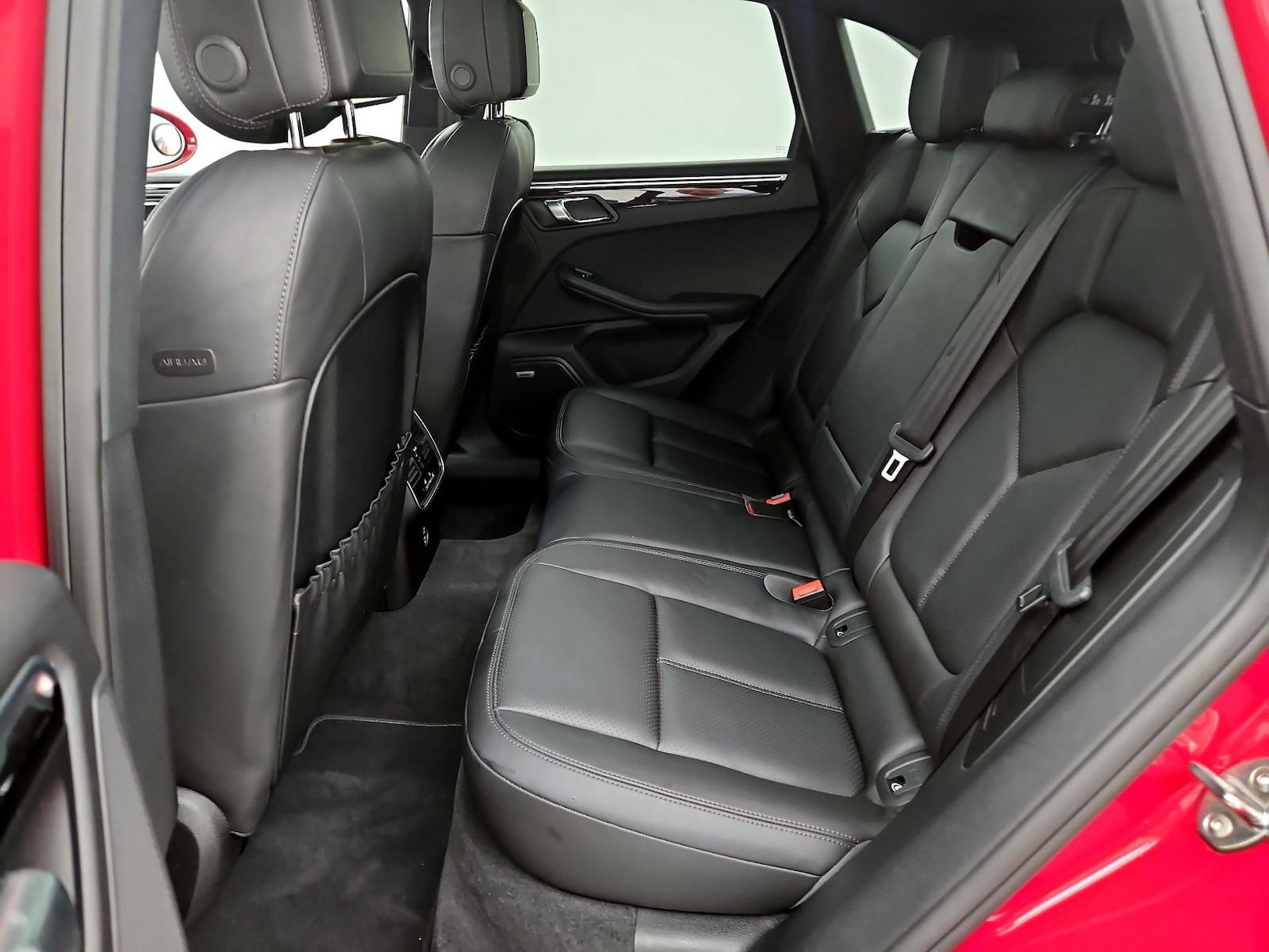 2020 Porsche Macan S - Photo 22