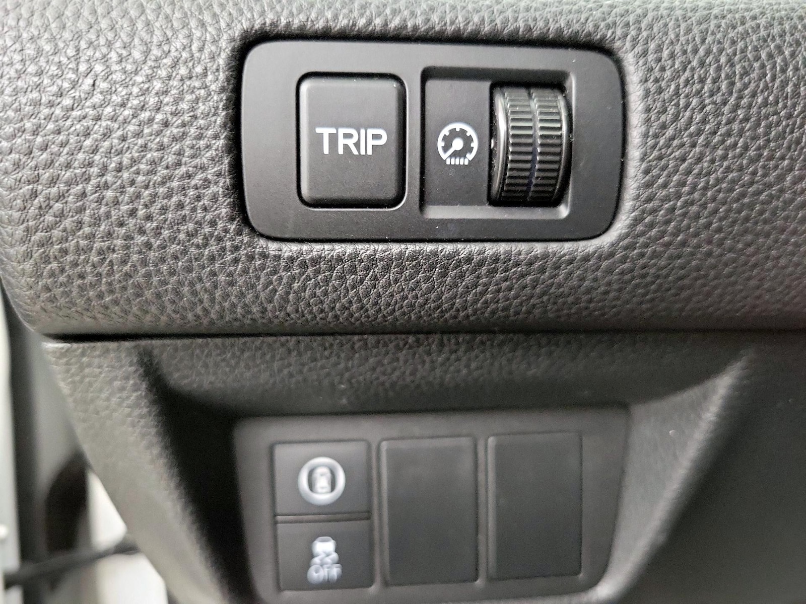 2018 Honda Accord LX - Photo 14