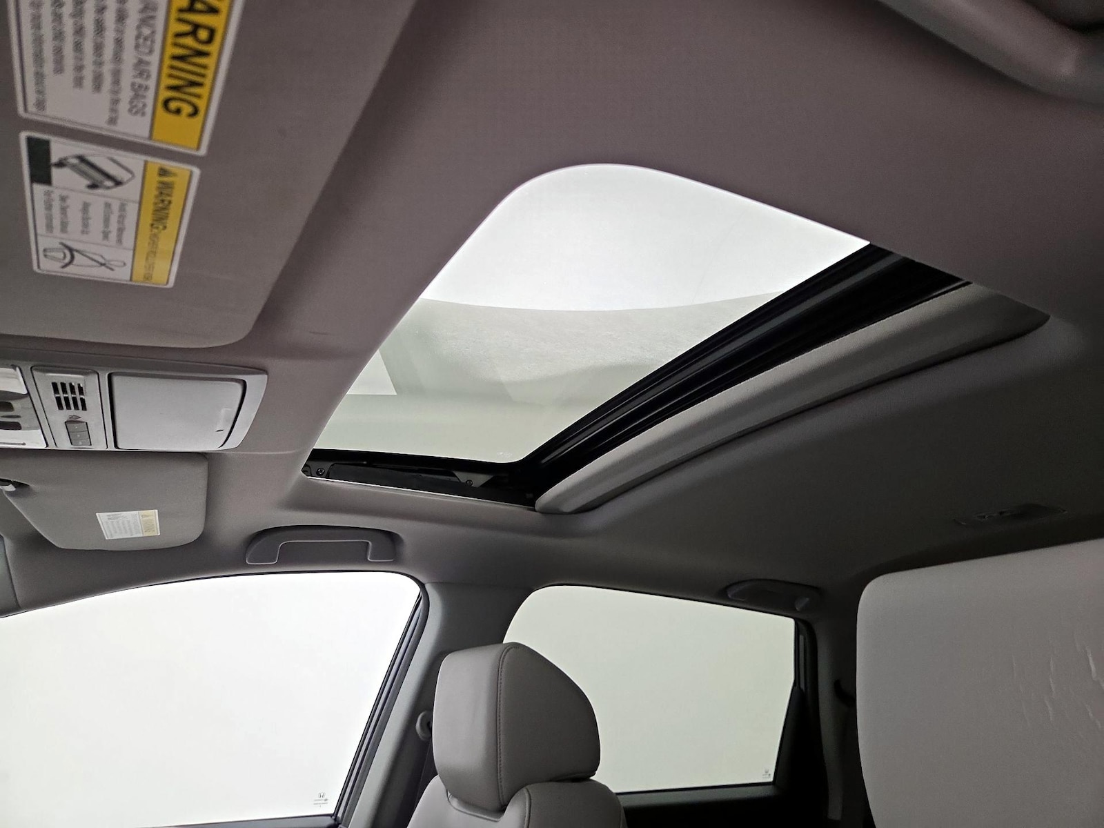 Sunroof(s) & Overhead Airbags