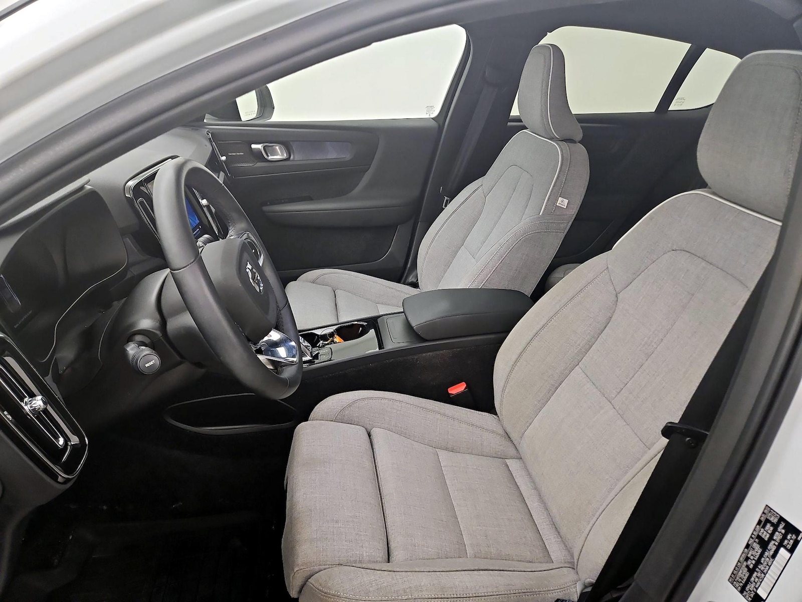 2023 Volvo C40 Ultimate - Photo 12