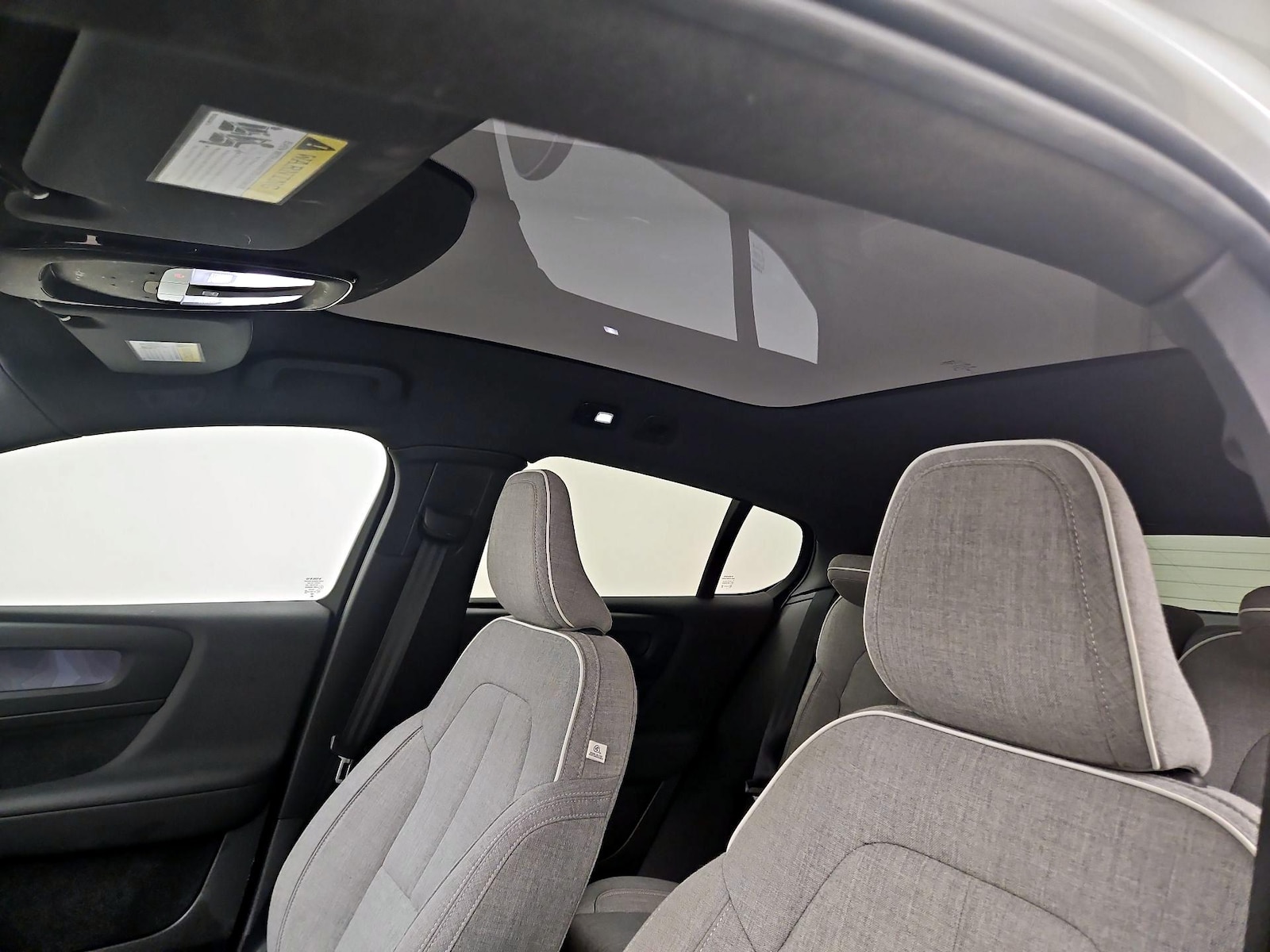 2023 Volvo C40 Ultimate - Photo 20