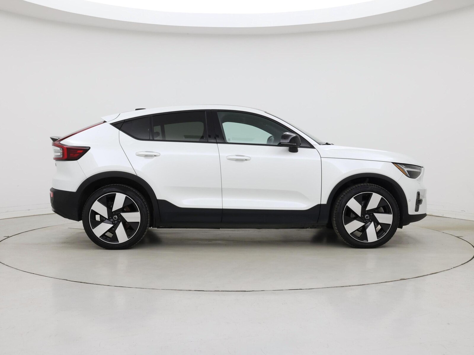 2023 Volvo C40 Ultimate - Photo 8