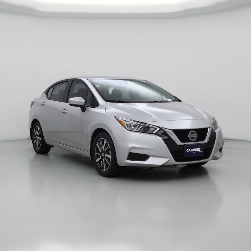 2022 Nissan Versa SV