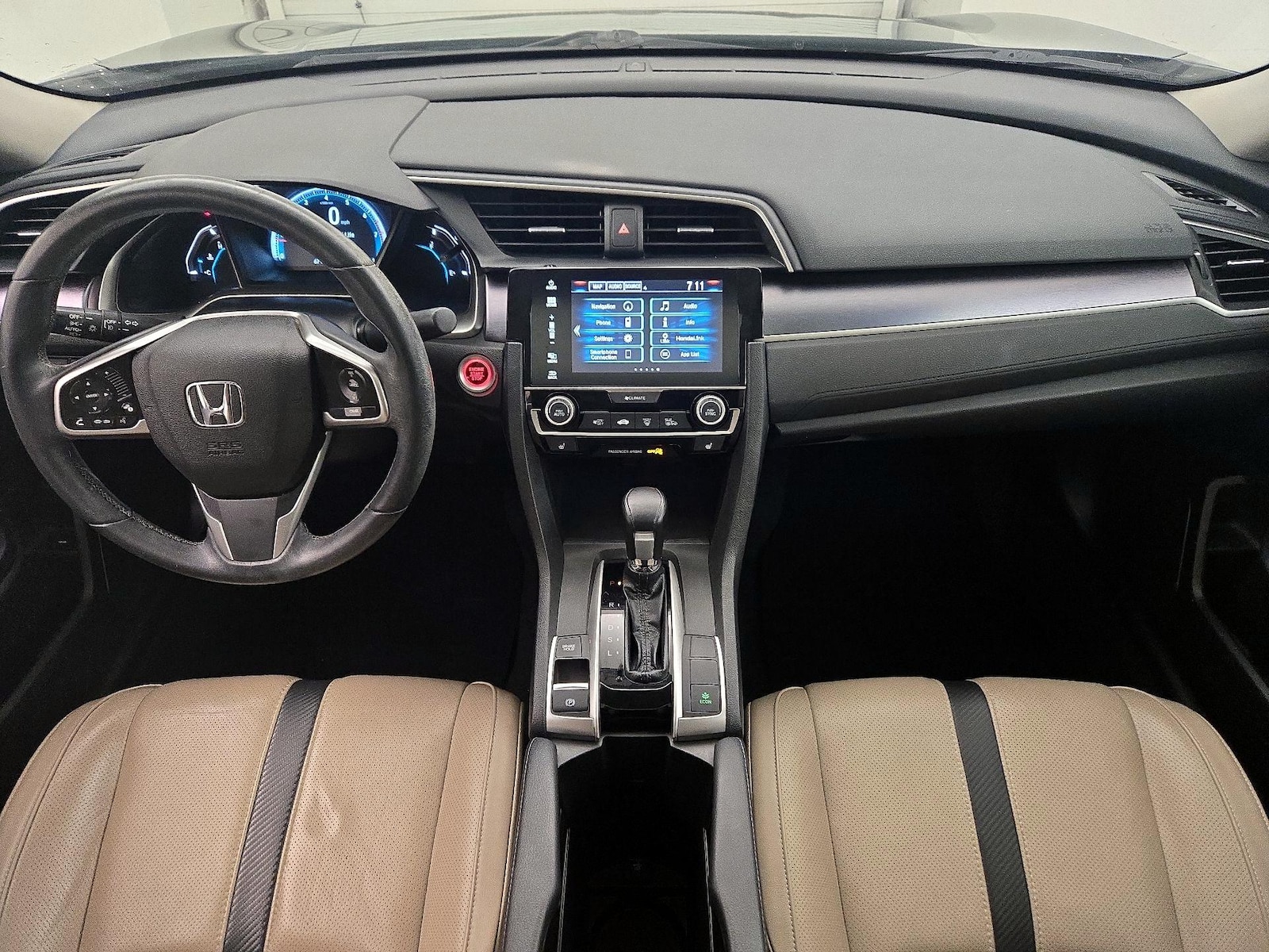 Apple CarPlay® & Android Auto™