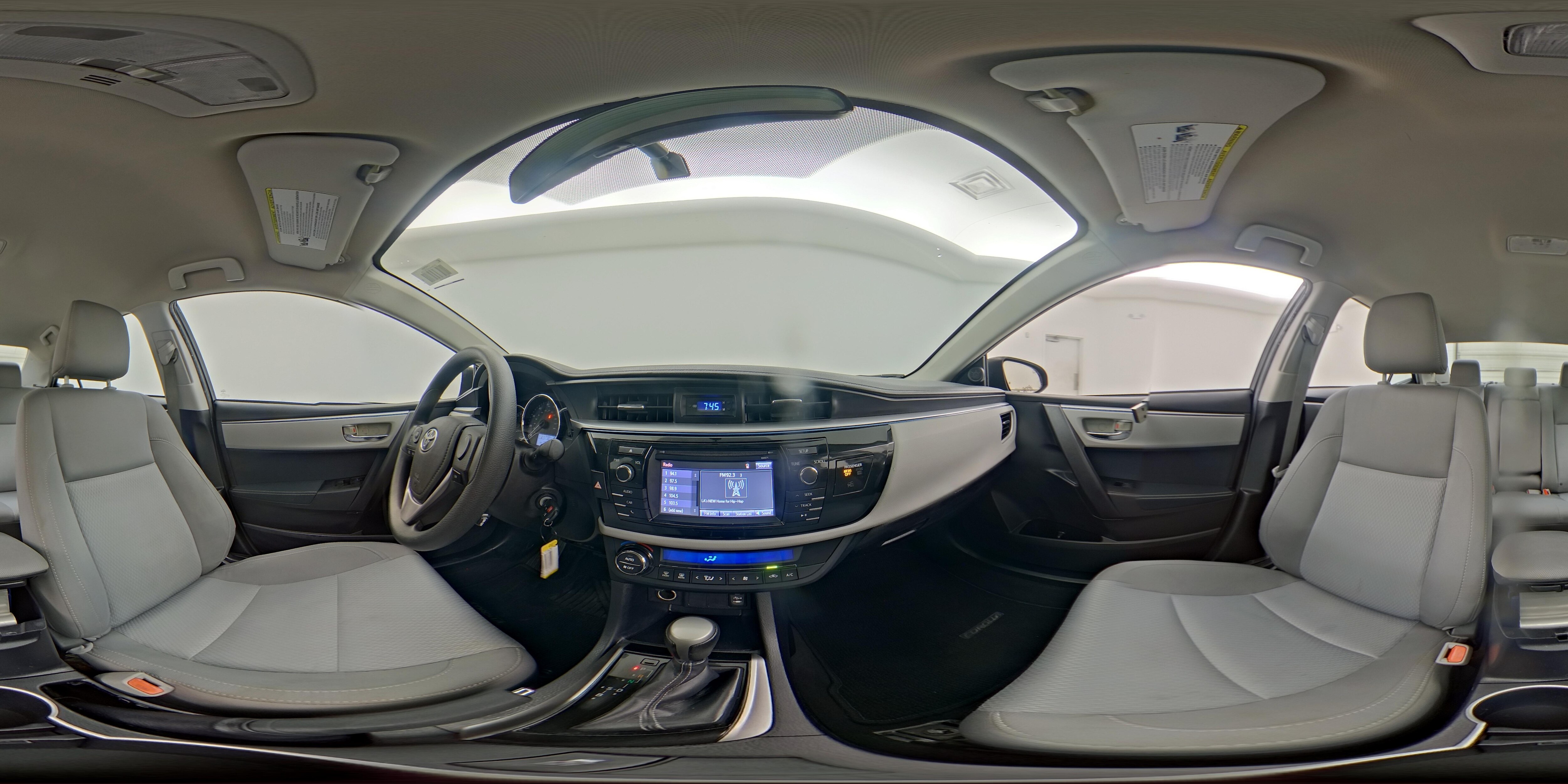 2016 Toyota Corolla LE - Photo 23