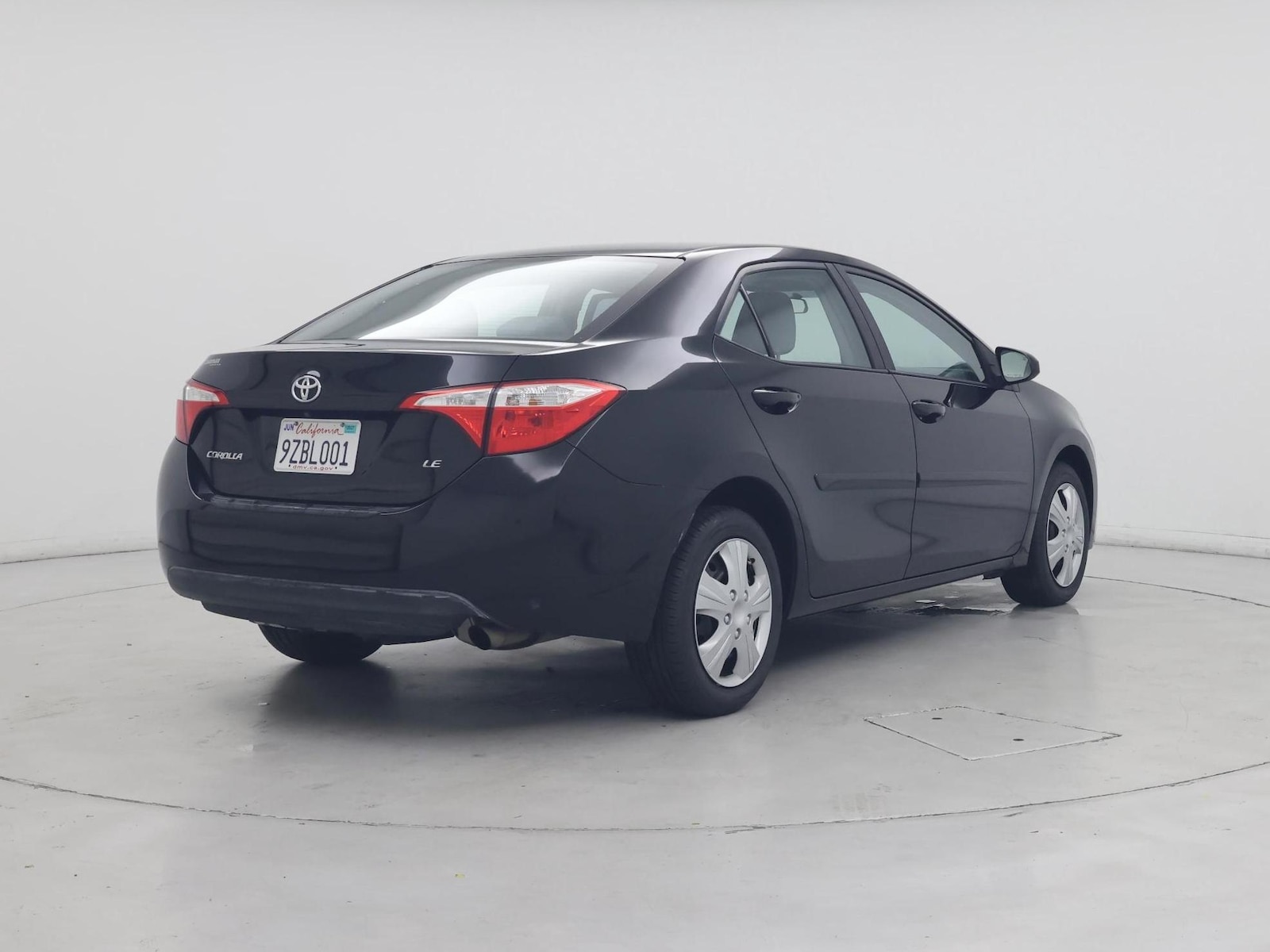 2016 Toyota Corolla LE - Photo 9