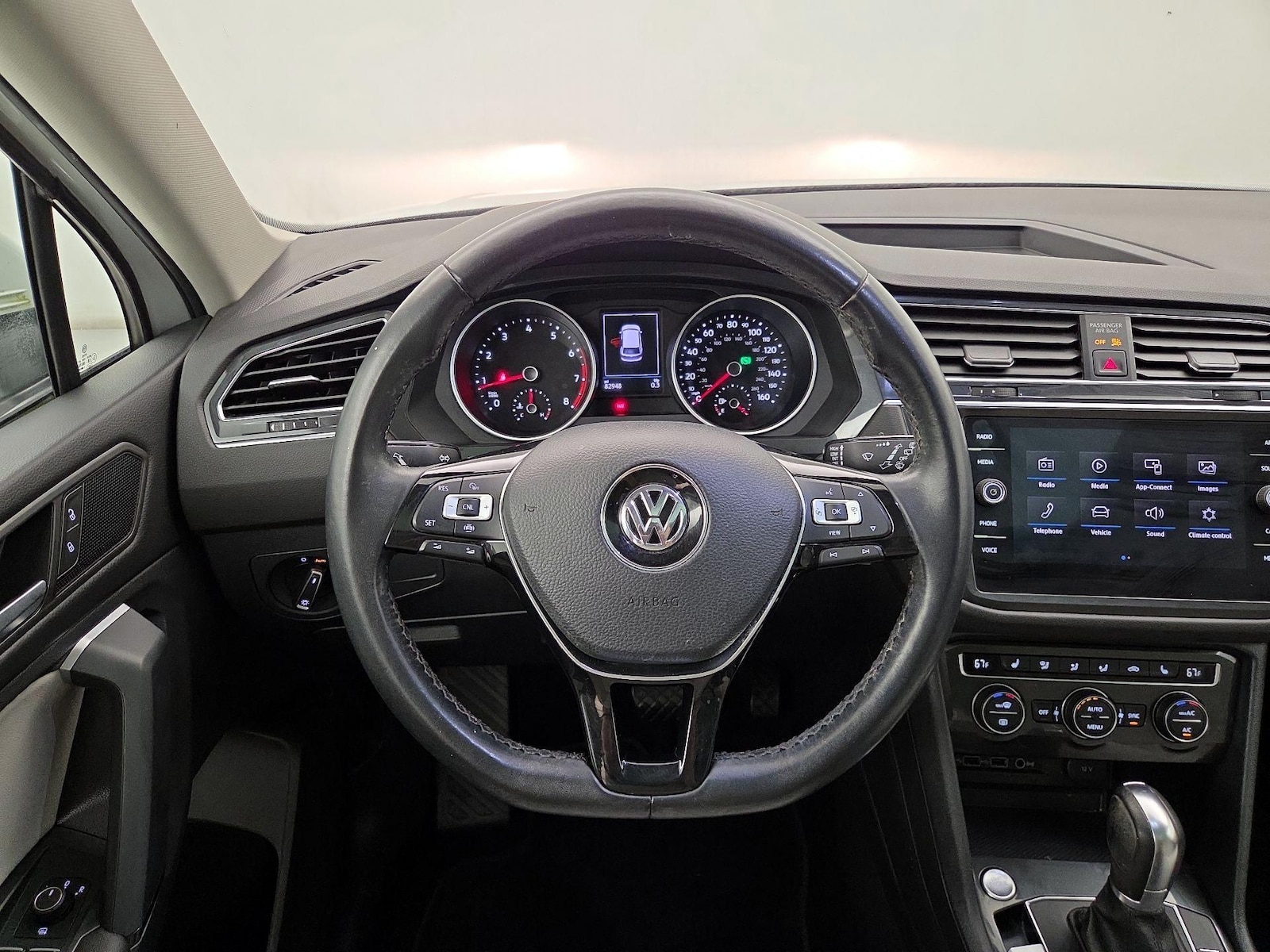 2019 Volkswagen Tiguan SE - Photo 11