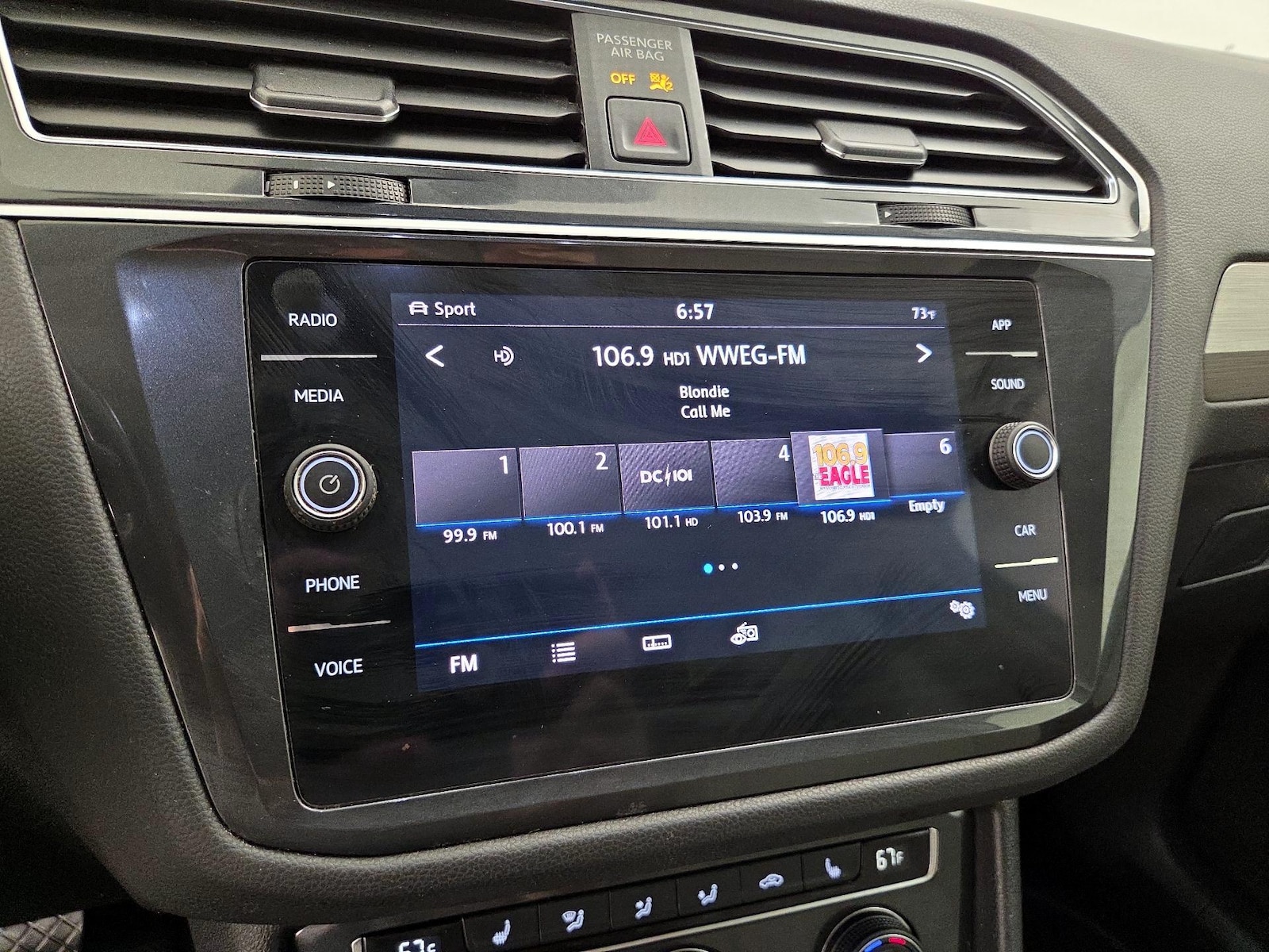 2019 Volkswagen Tiguan SE - Photo 16
