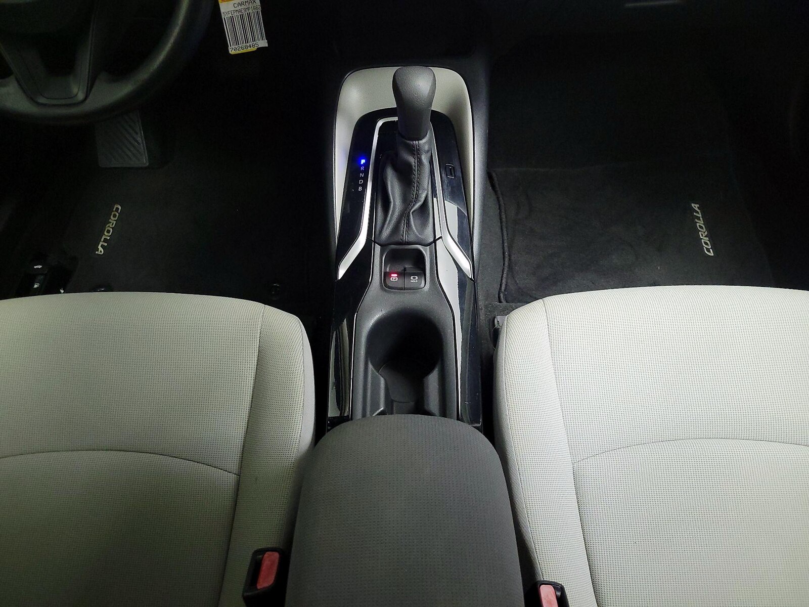 2021 Toyota Corolla LE - Photo 18