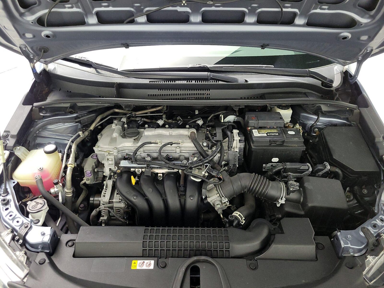 2021 Toyota Corolla LE - Photo 22