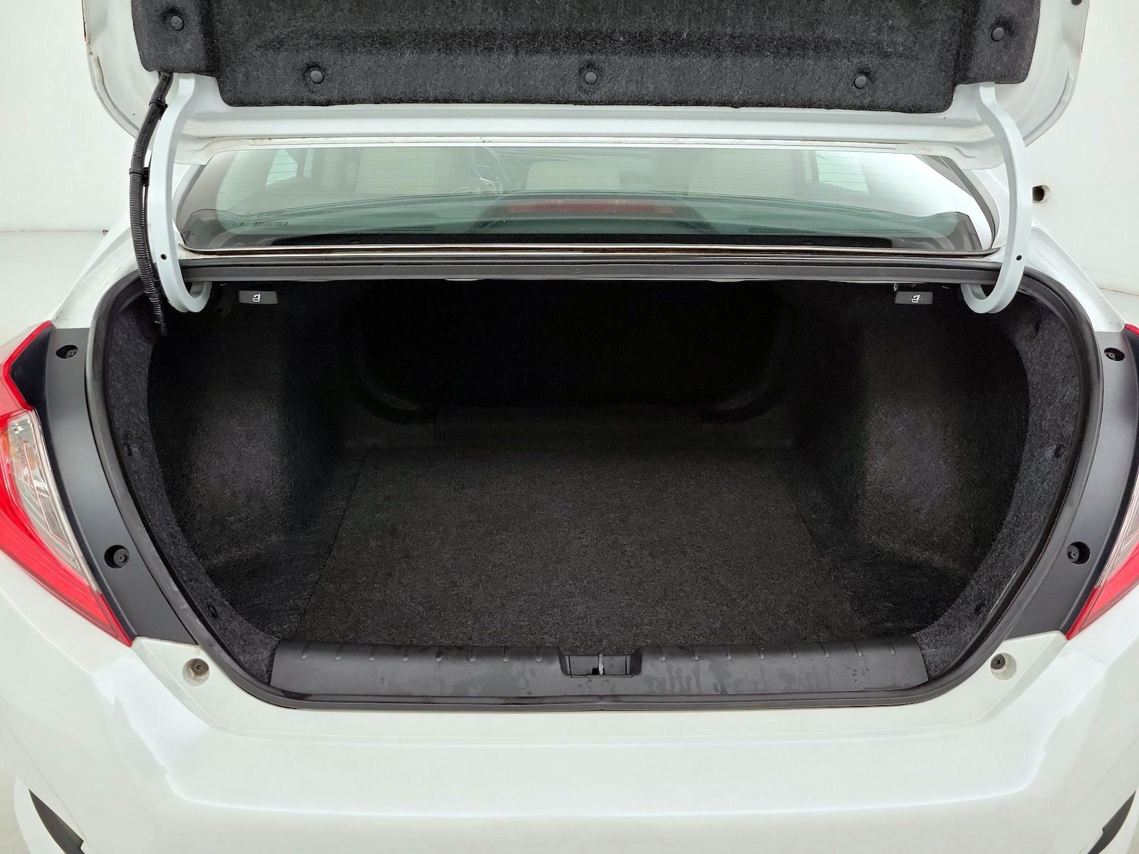 2021 Honda Civic EX-L - Photo 22