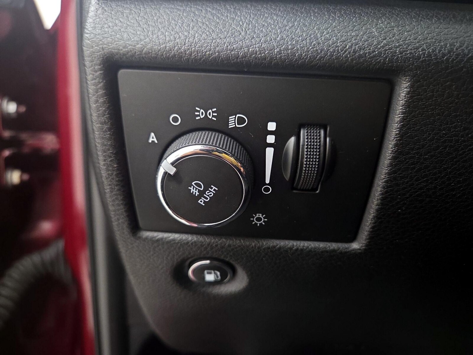 2020 Jeep Grand Cherokee North Edition - Photo 14