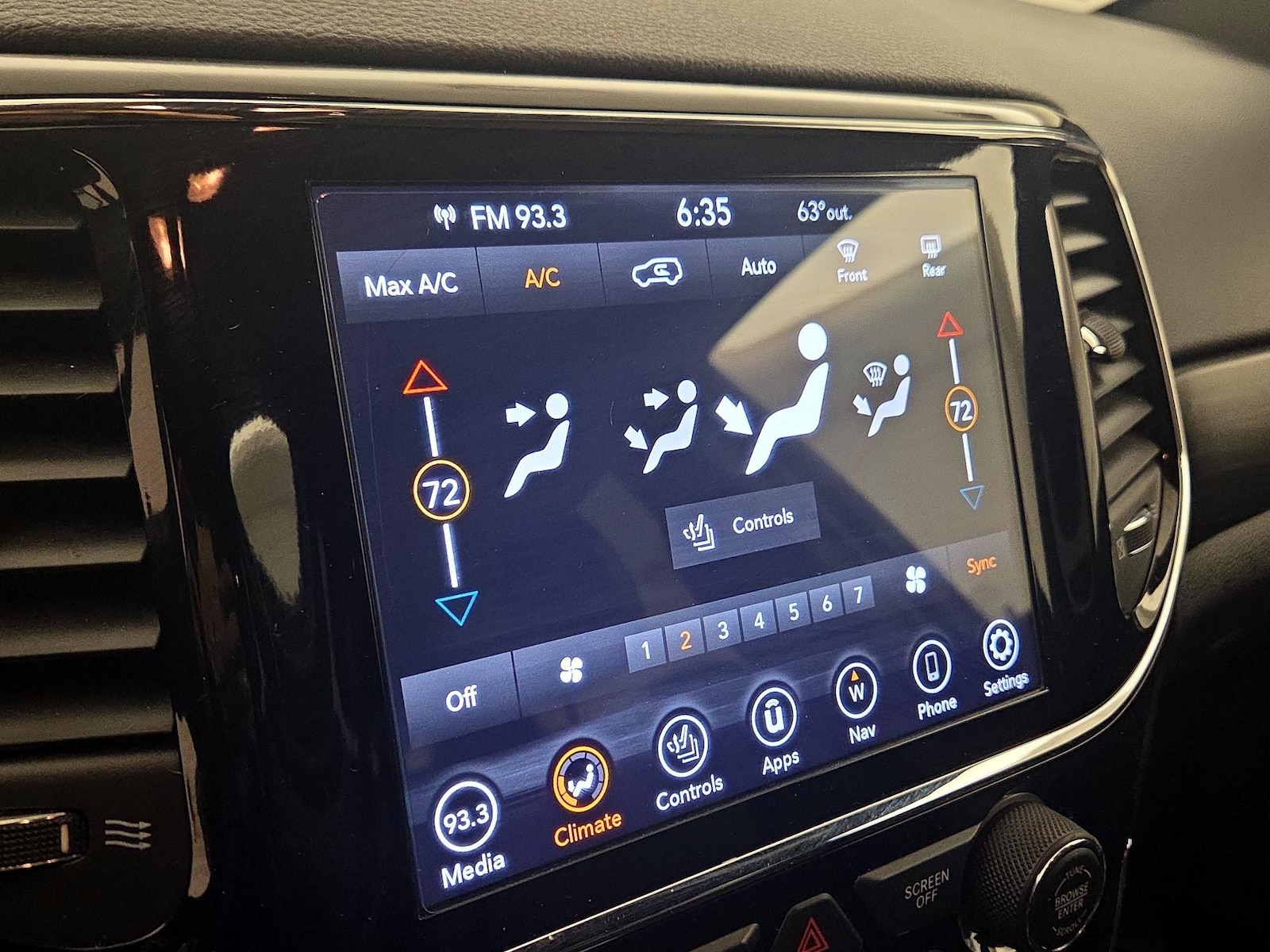 2020 Jeep Grand Cherokee North Edition - Photo 18