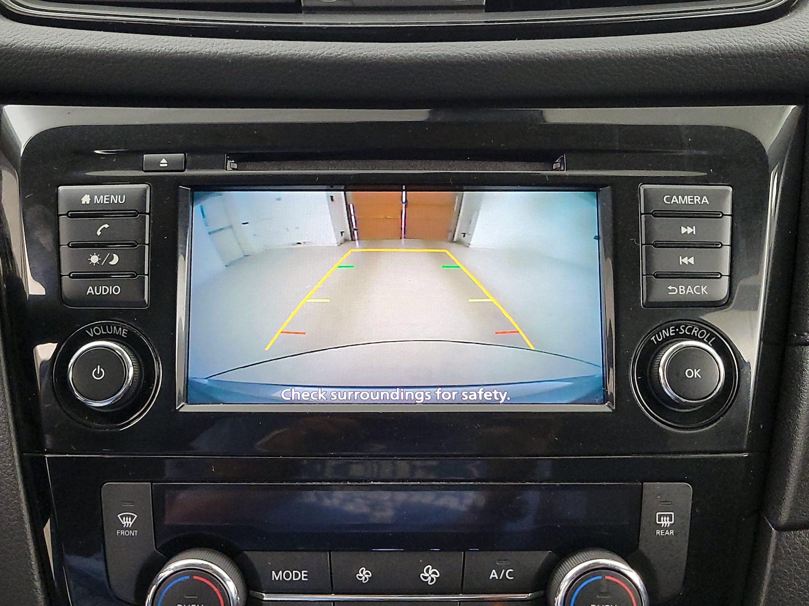 2020 Nissan Rogue SV - Photo 15