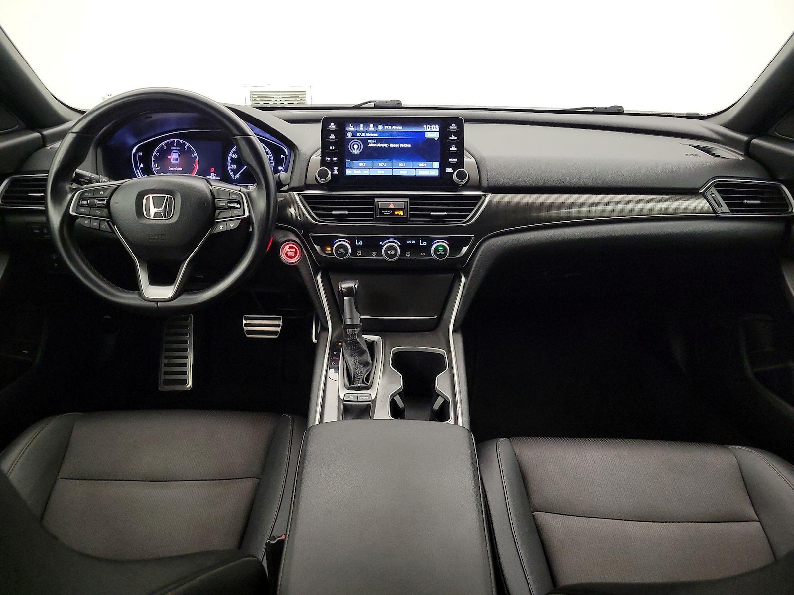 Apple CarPlay® & Android Auto™