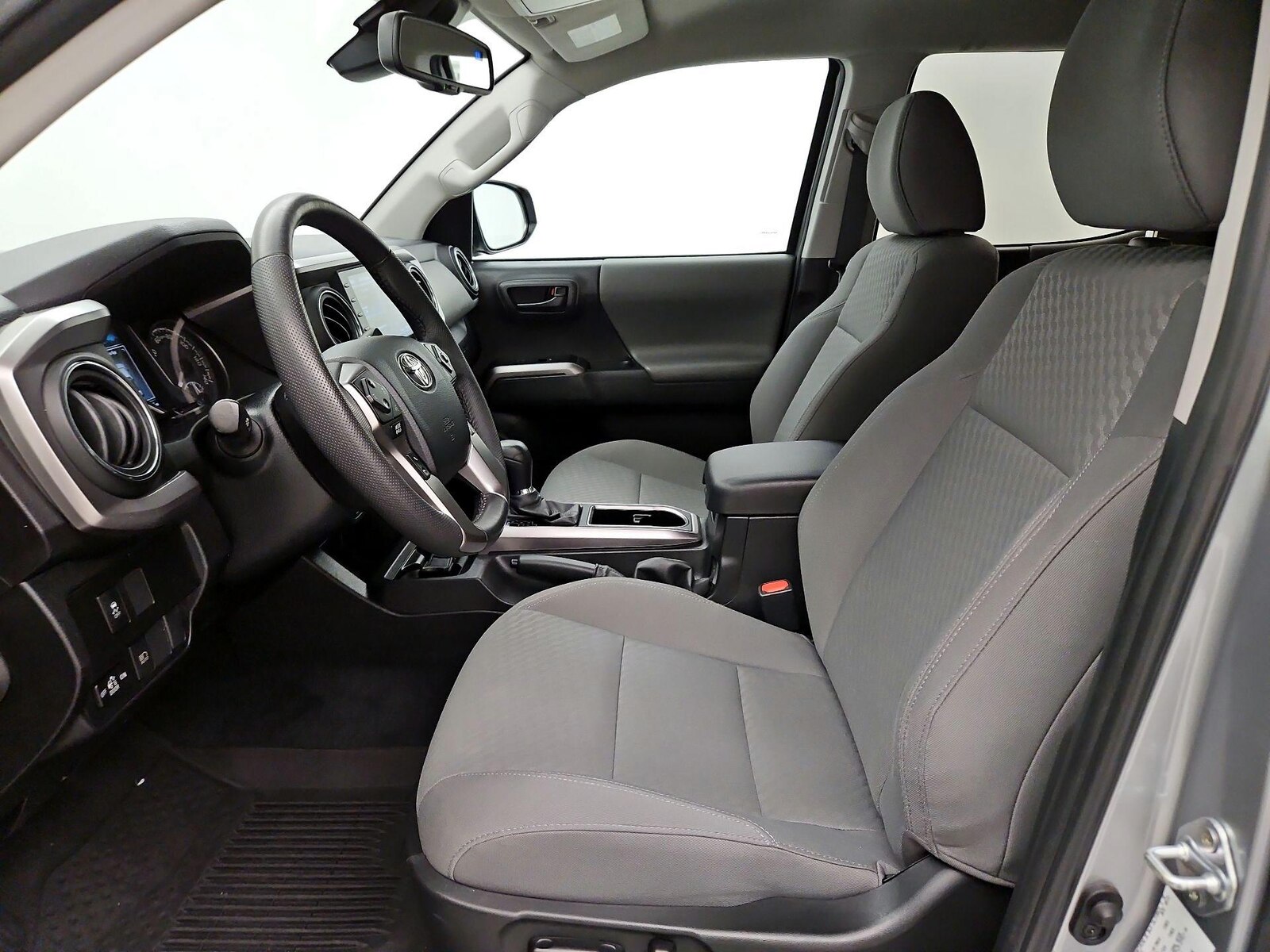 Power Seat(s) & Side Airbags