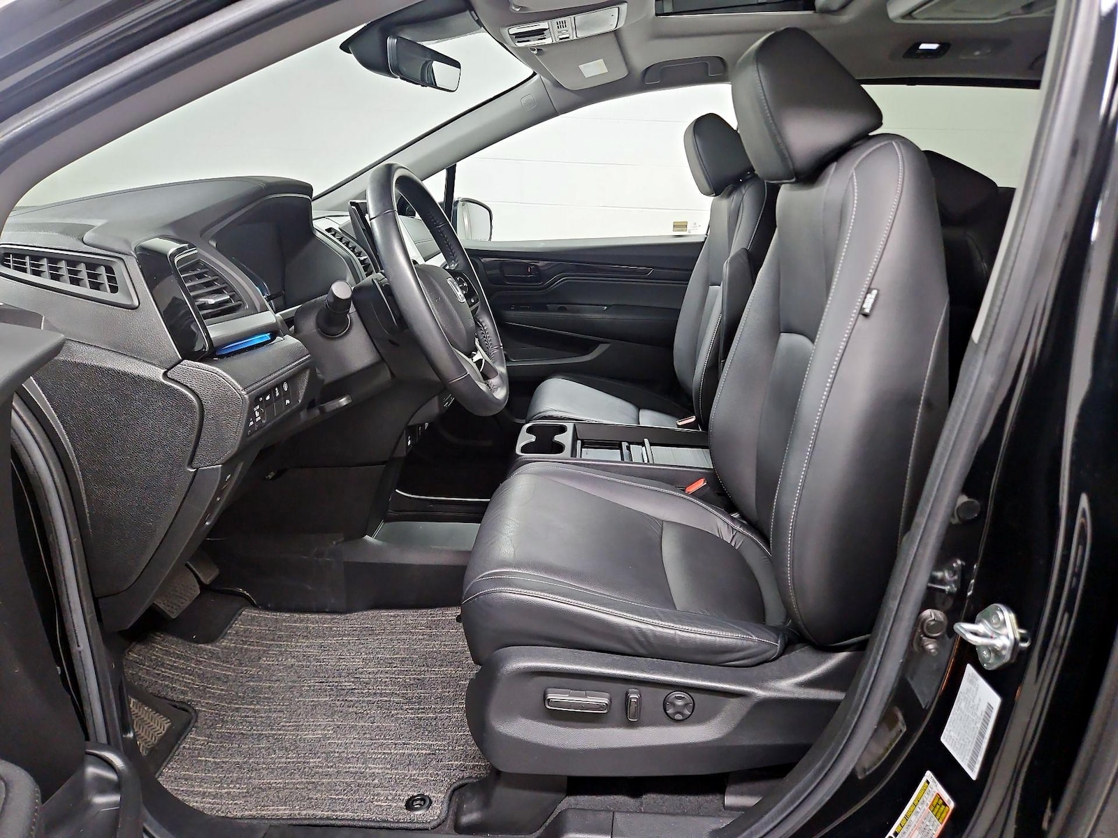 2024 Honda Odyssey Touring - Photo 12