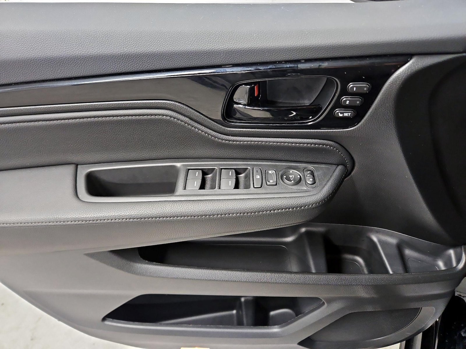 2024 Honda Odyssey Touring - Photo 13