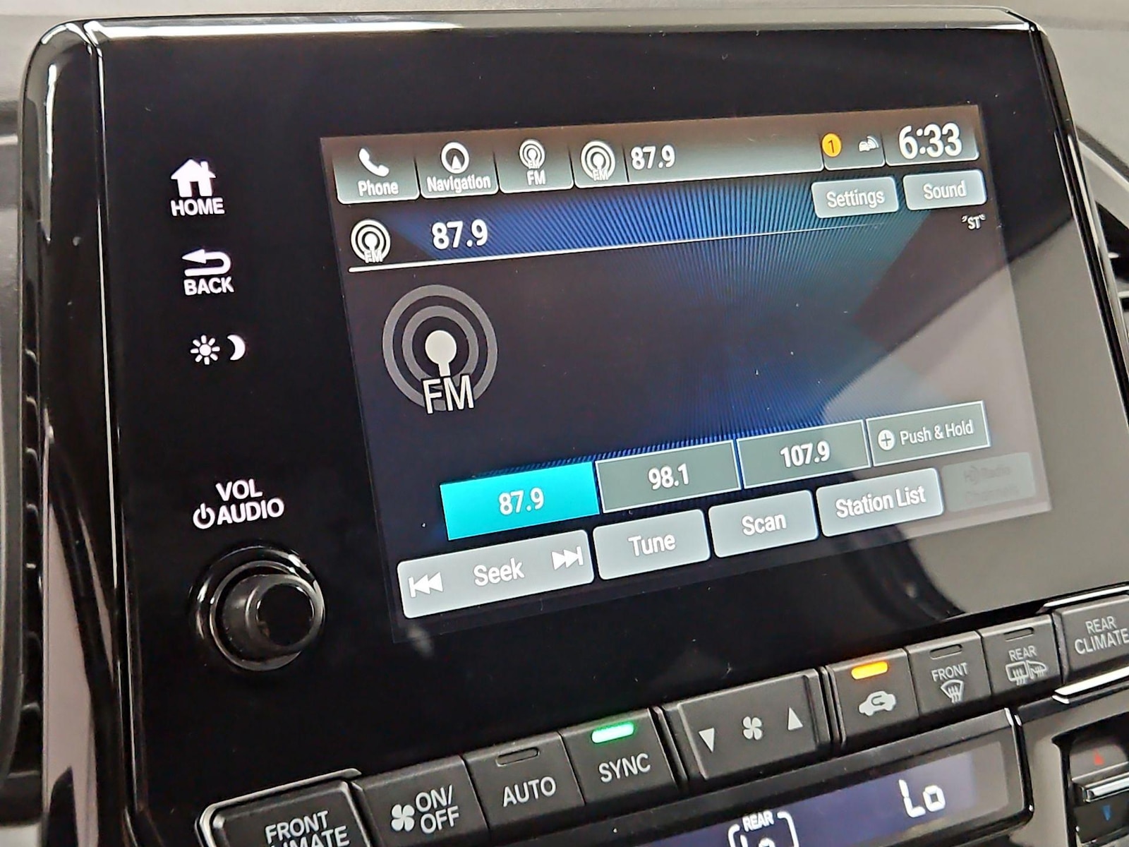 2024 Honda Odyssey Touring - Photo 17