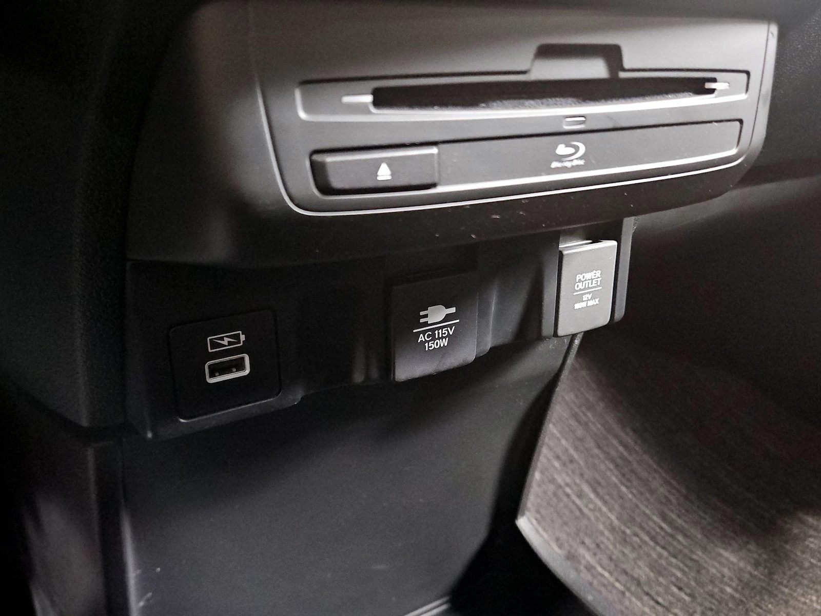 2024 Honda Odyssey Touring - Photo 20