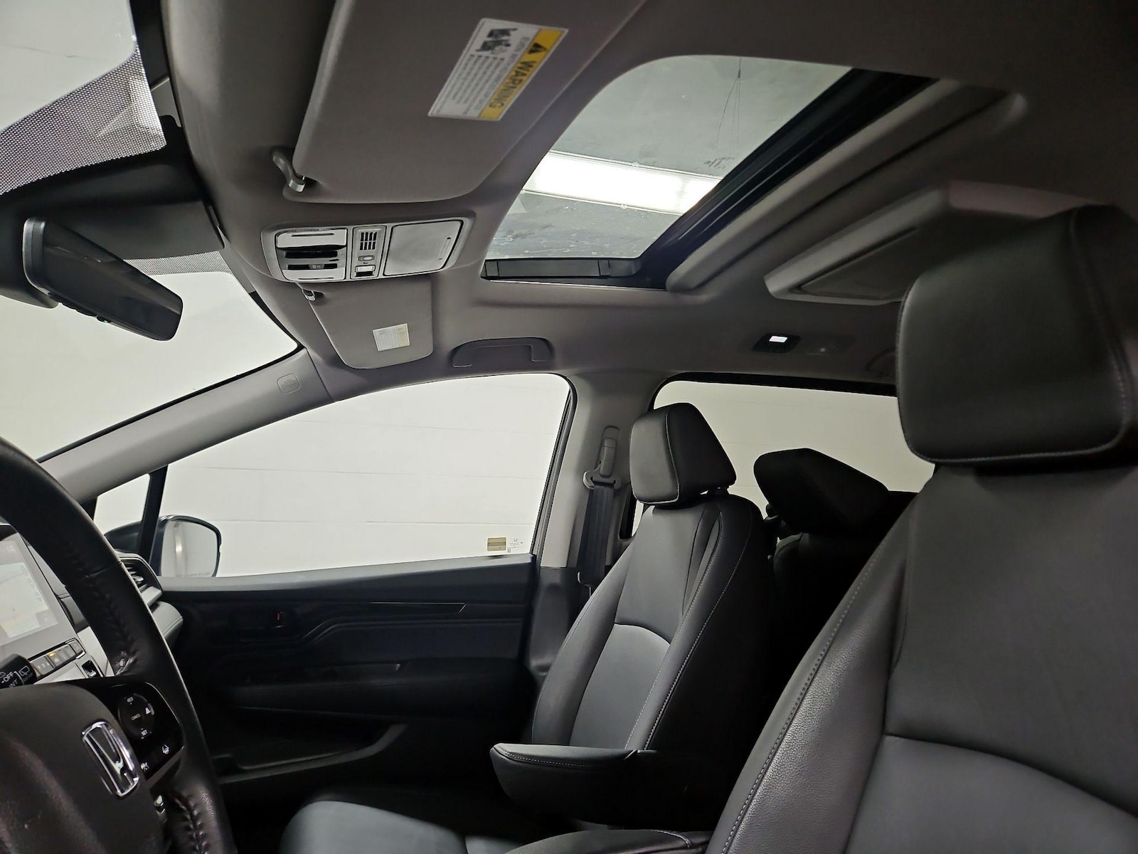 2024 Honda Odyssey Touring - Photo 21