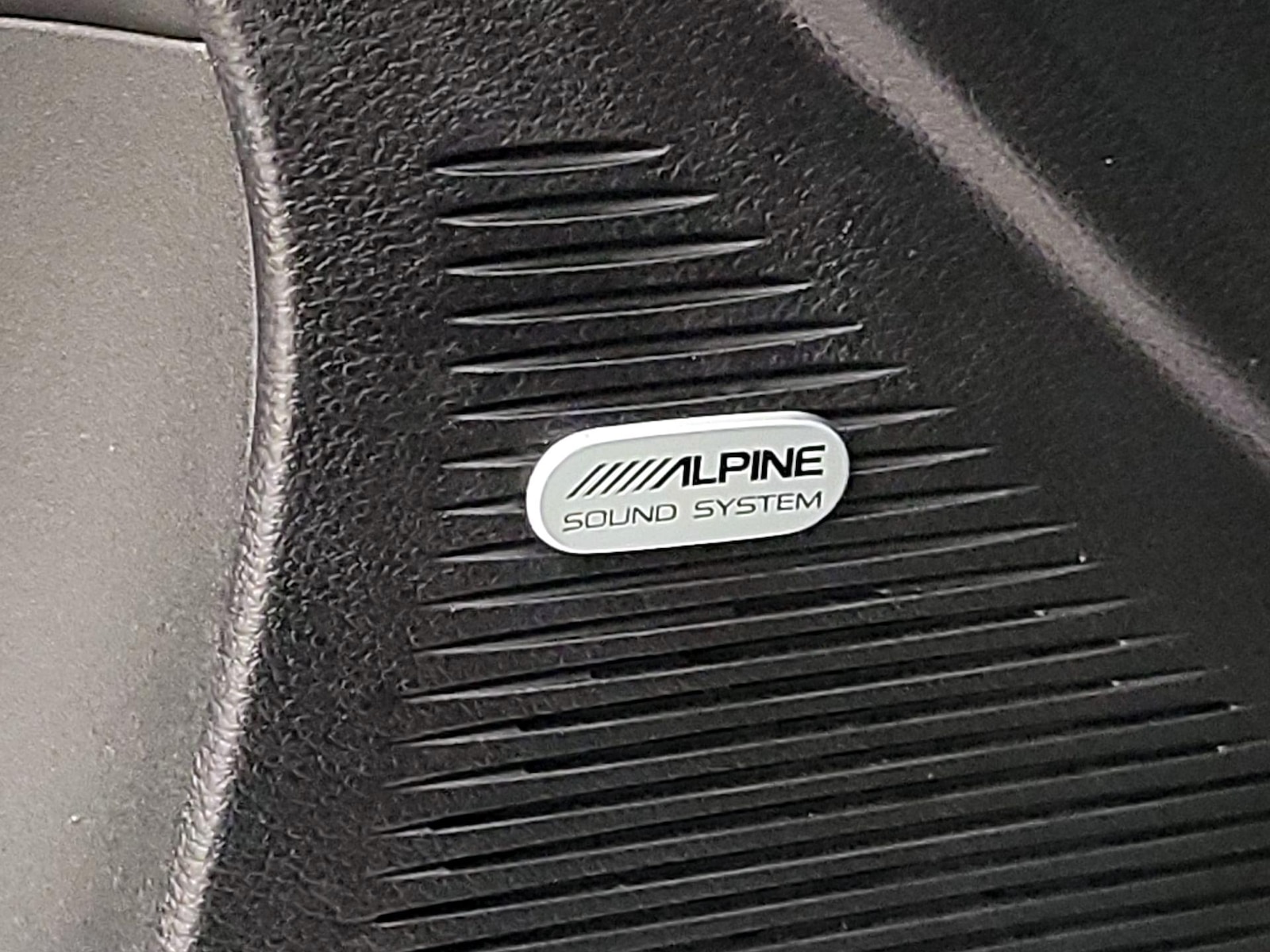 2023 Dodge Challenger R/T - Photo 23