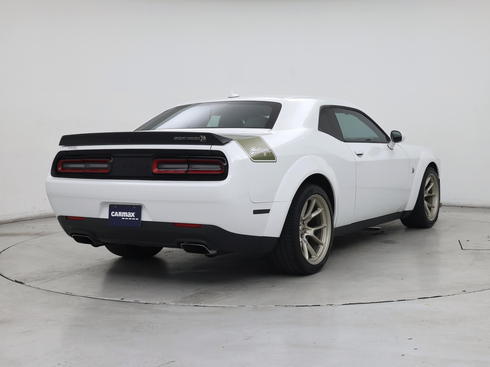 2023 Dodge Challenger R/T - Photo 9