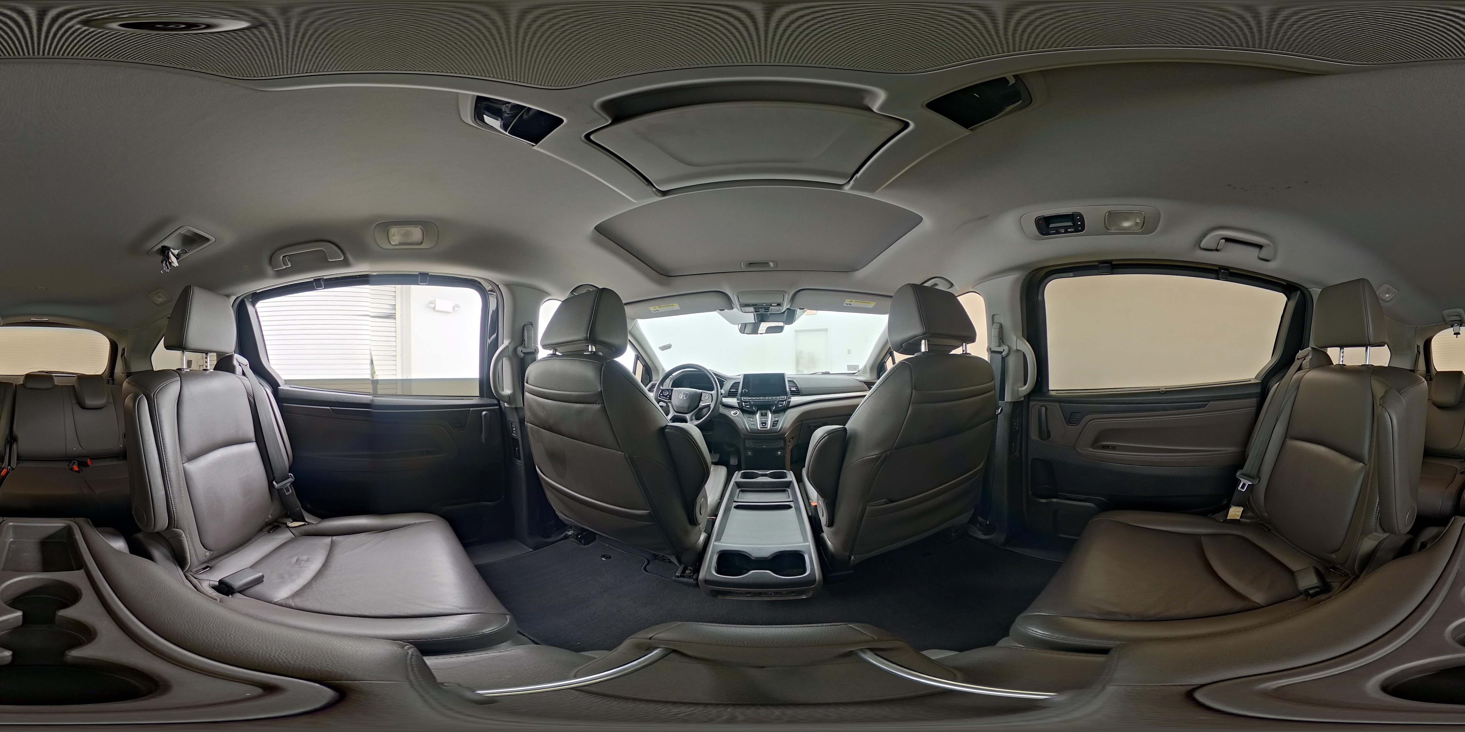 2020 Honda Odyssey Touring - Photo 26