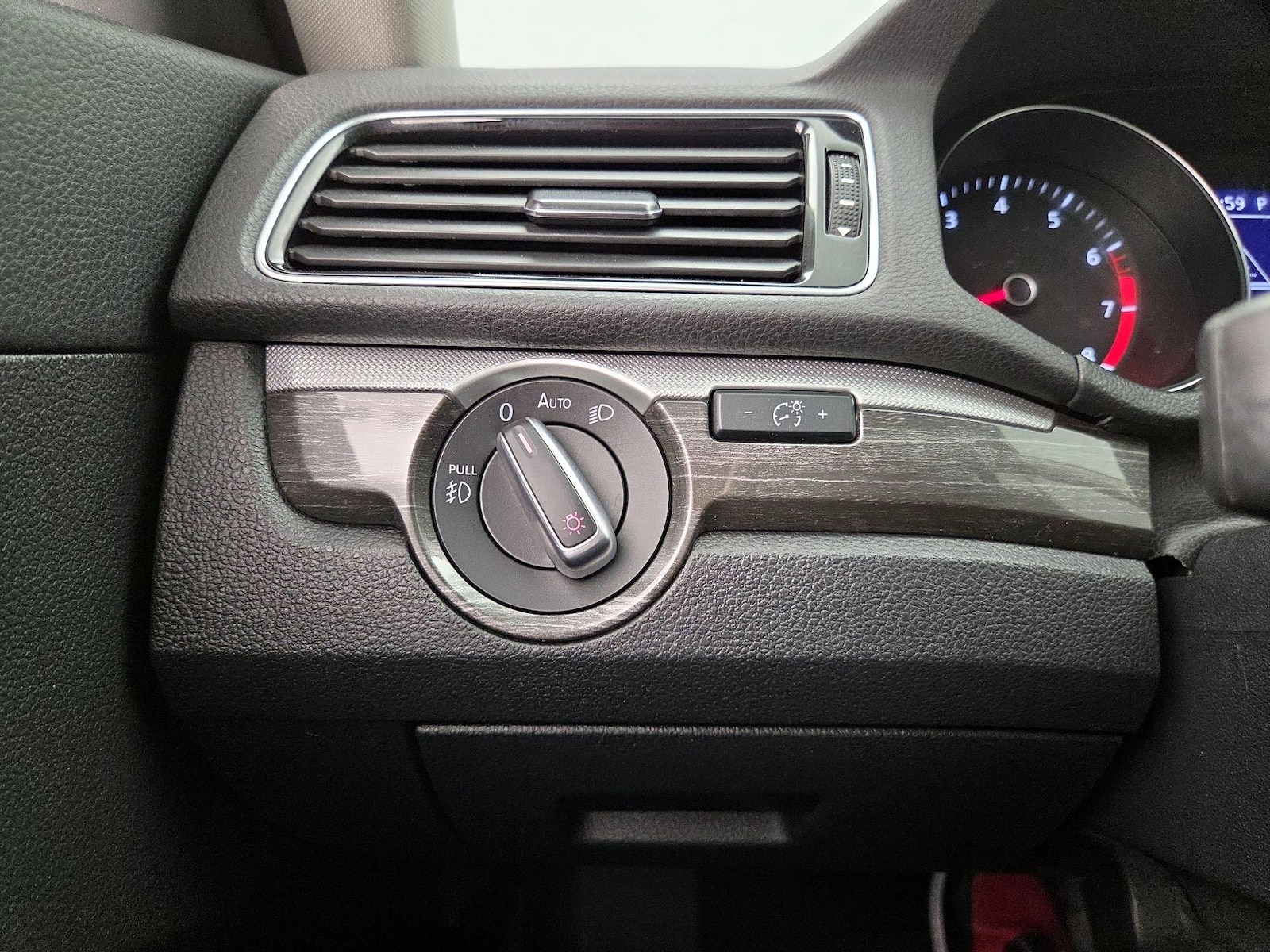 2016 Volkswagen Passat SE - Photo 14