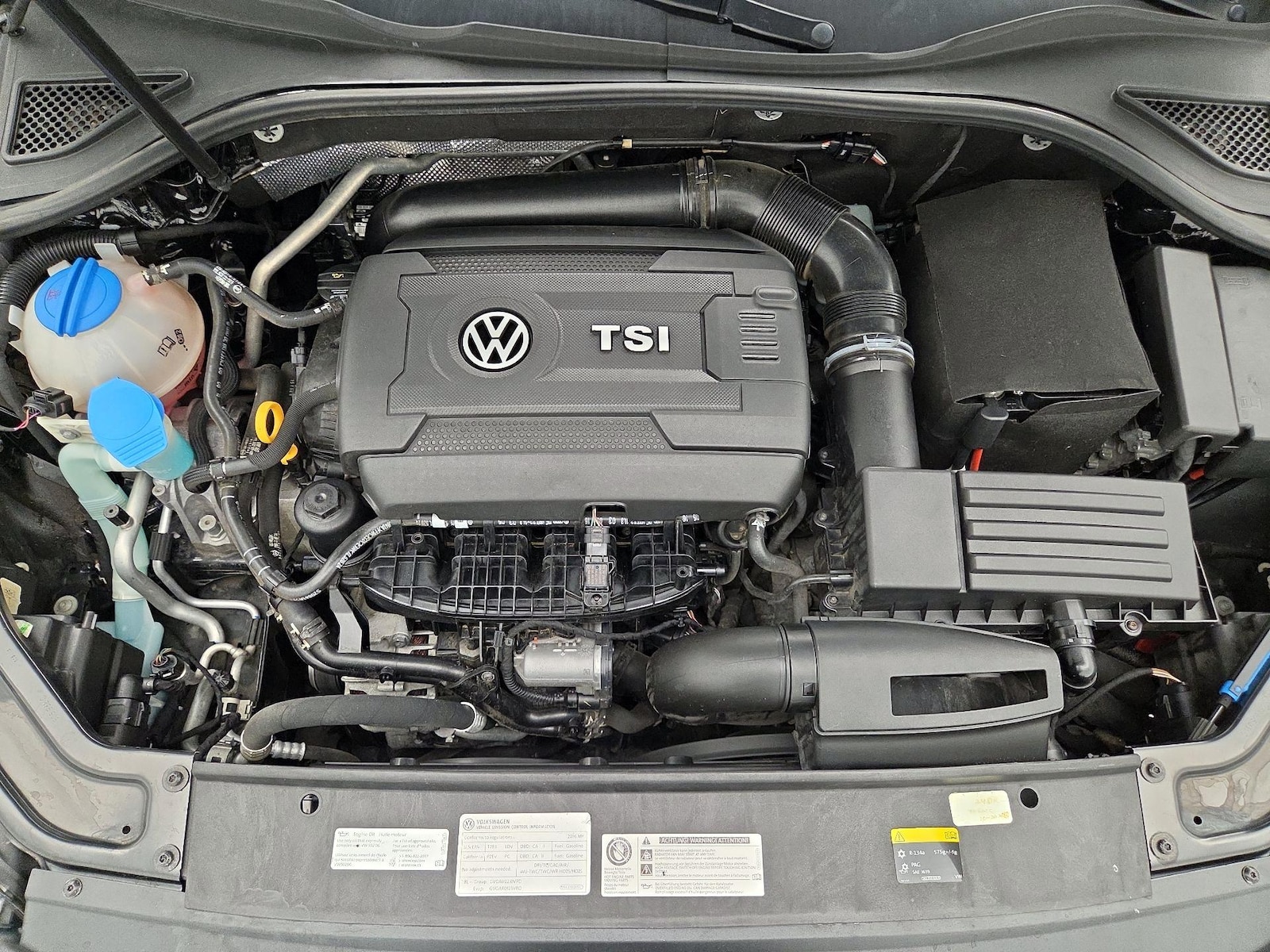 2016 Volkswagen Passat SE - Photo 23