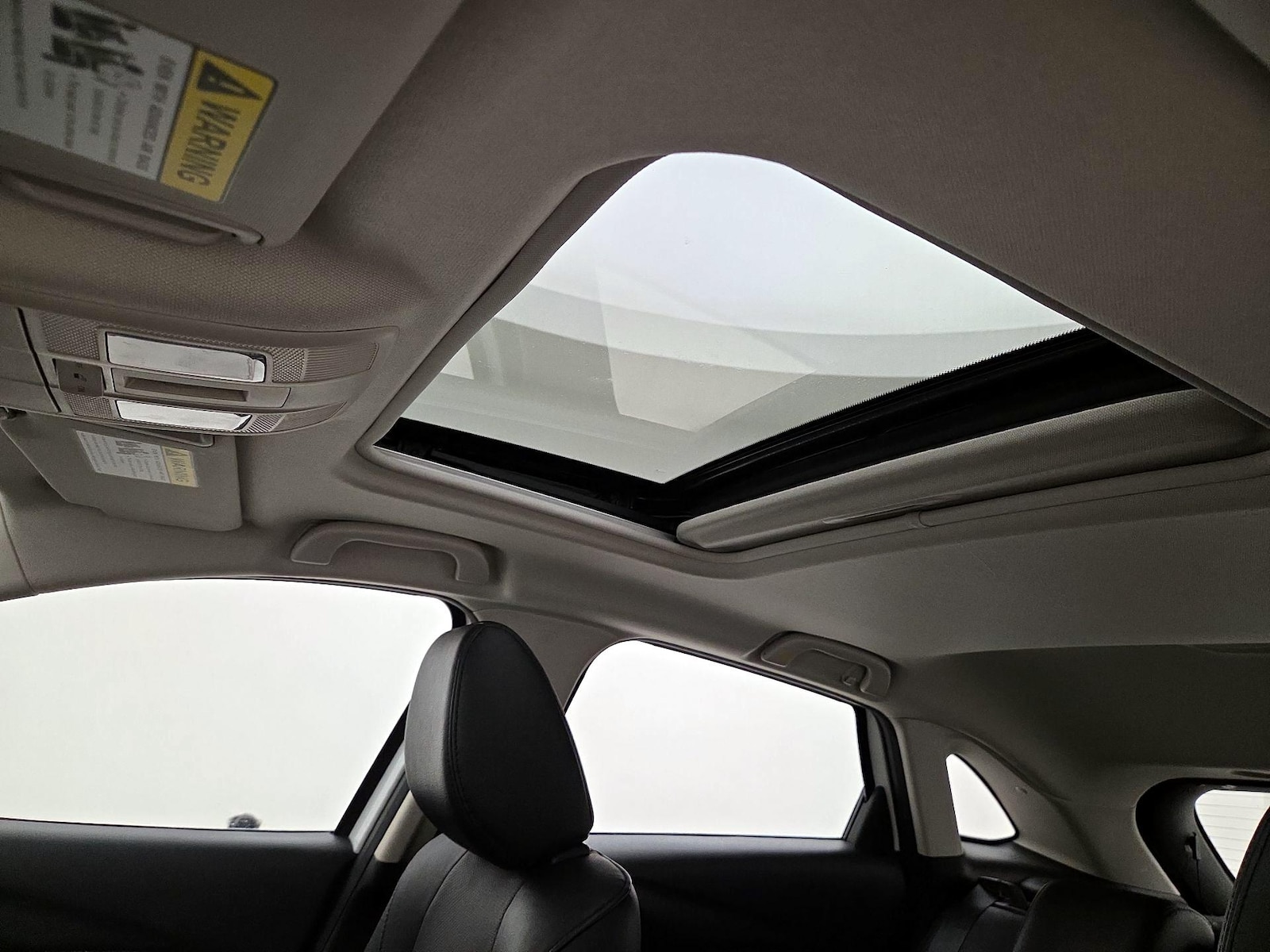 Sunroof(s) & Overhead Airbags