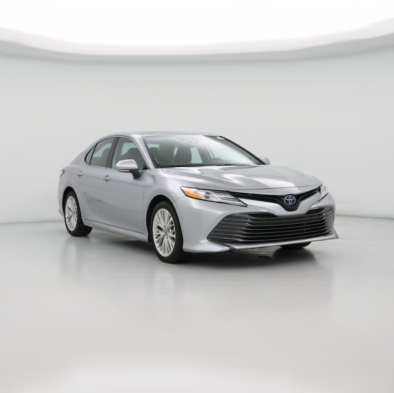 2020 Toyota Camry Hybrid XLE