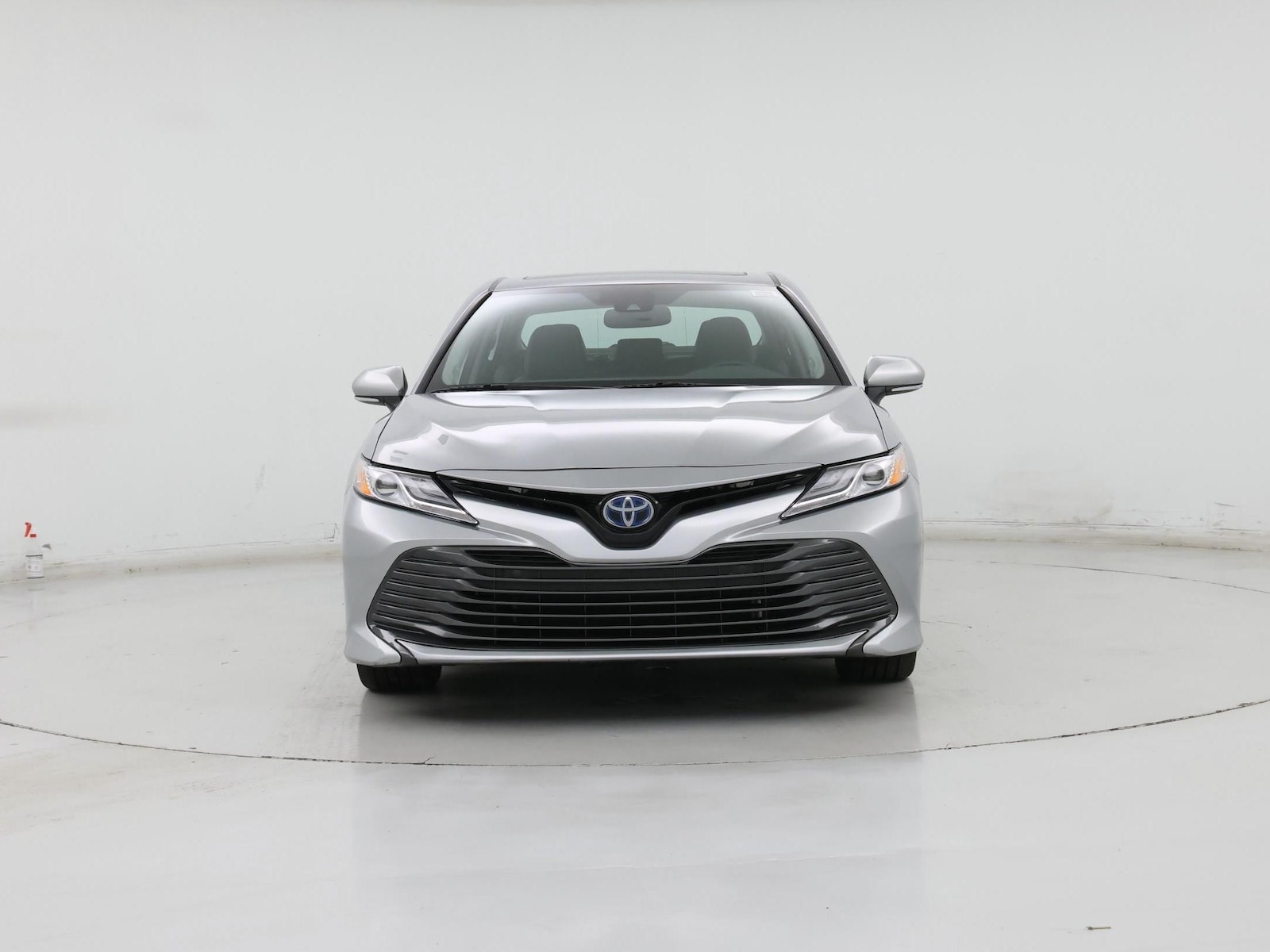 2020 Toyota Camry XLE - Photo 6