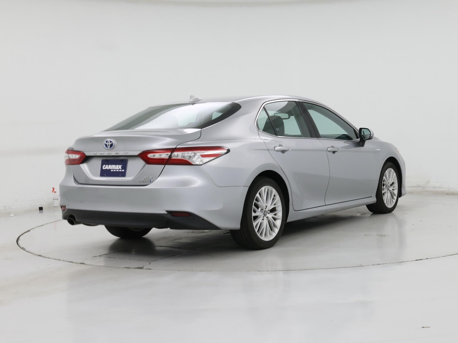 2020 Toyota Camry XLE - Photo 9