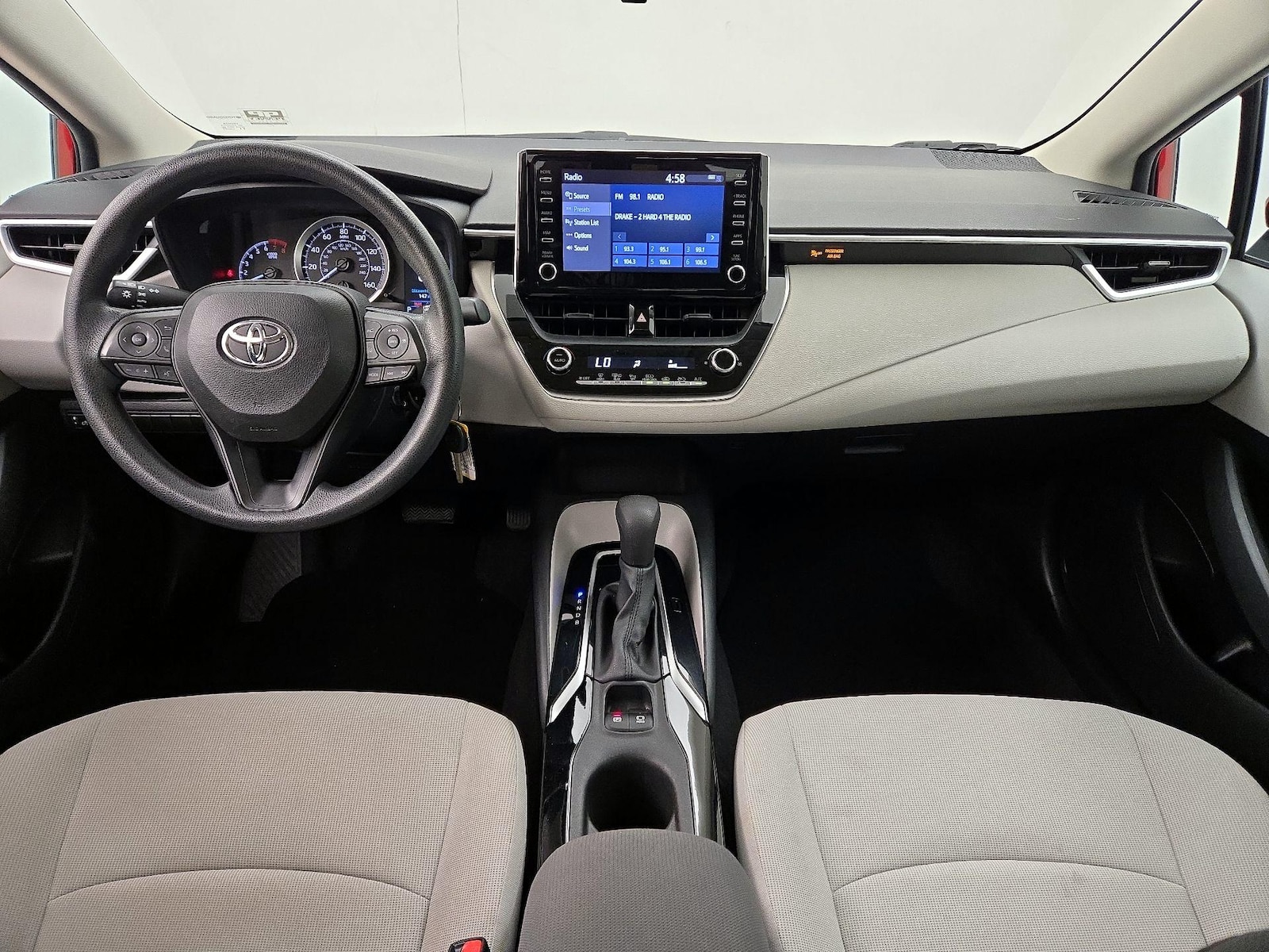 2020 Toyota Corolla LE - Photo 10