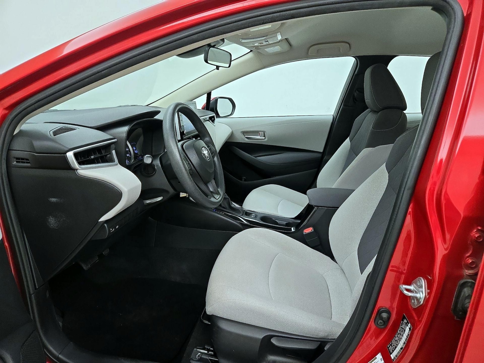 2020 Toyota Corolla LE - Photo 12