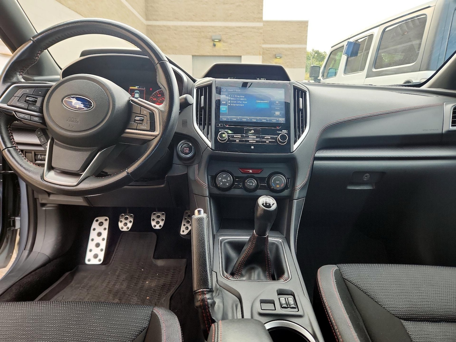 Apple CarPlay® & Android Auto™