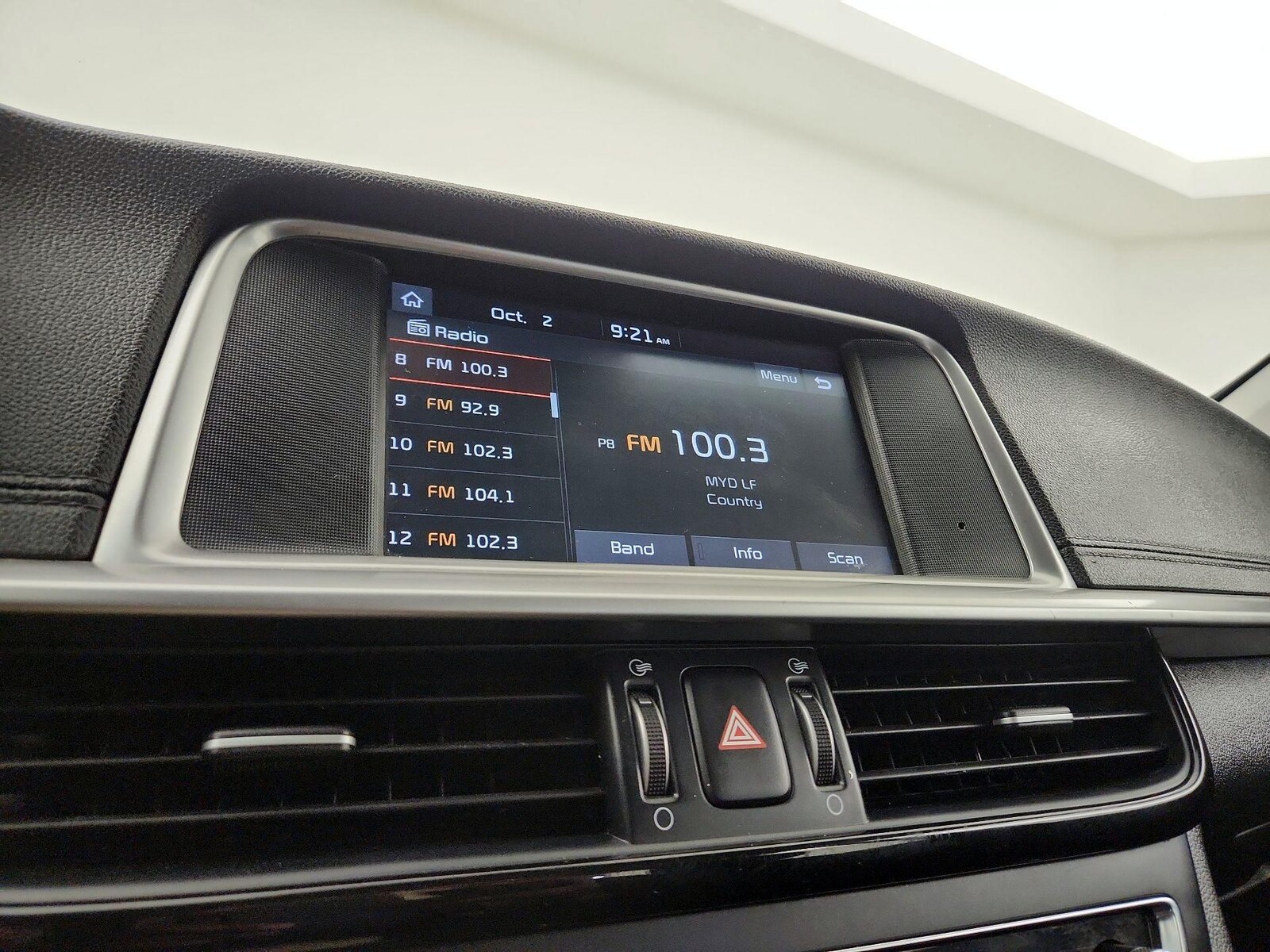 2020 Kia Optima LX - Photo 14