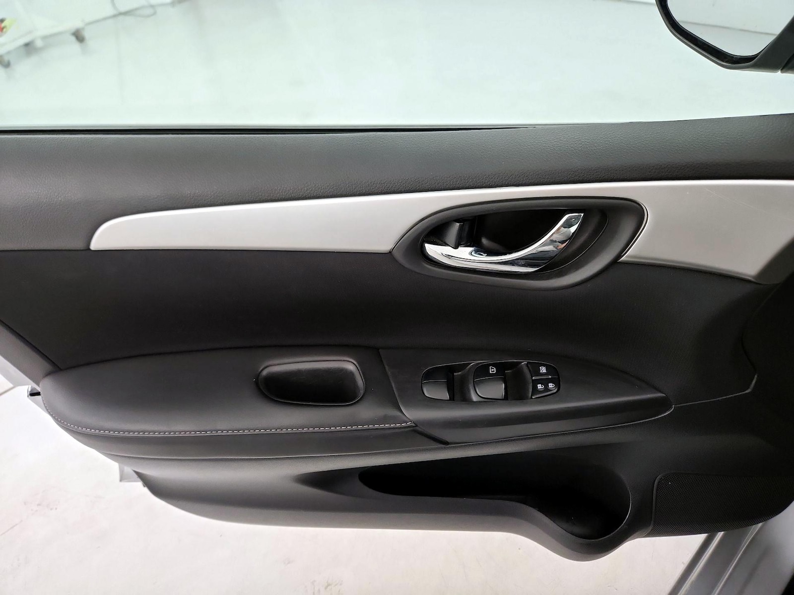 2019 Nissan Sentra S - Photo 13