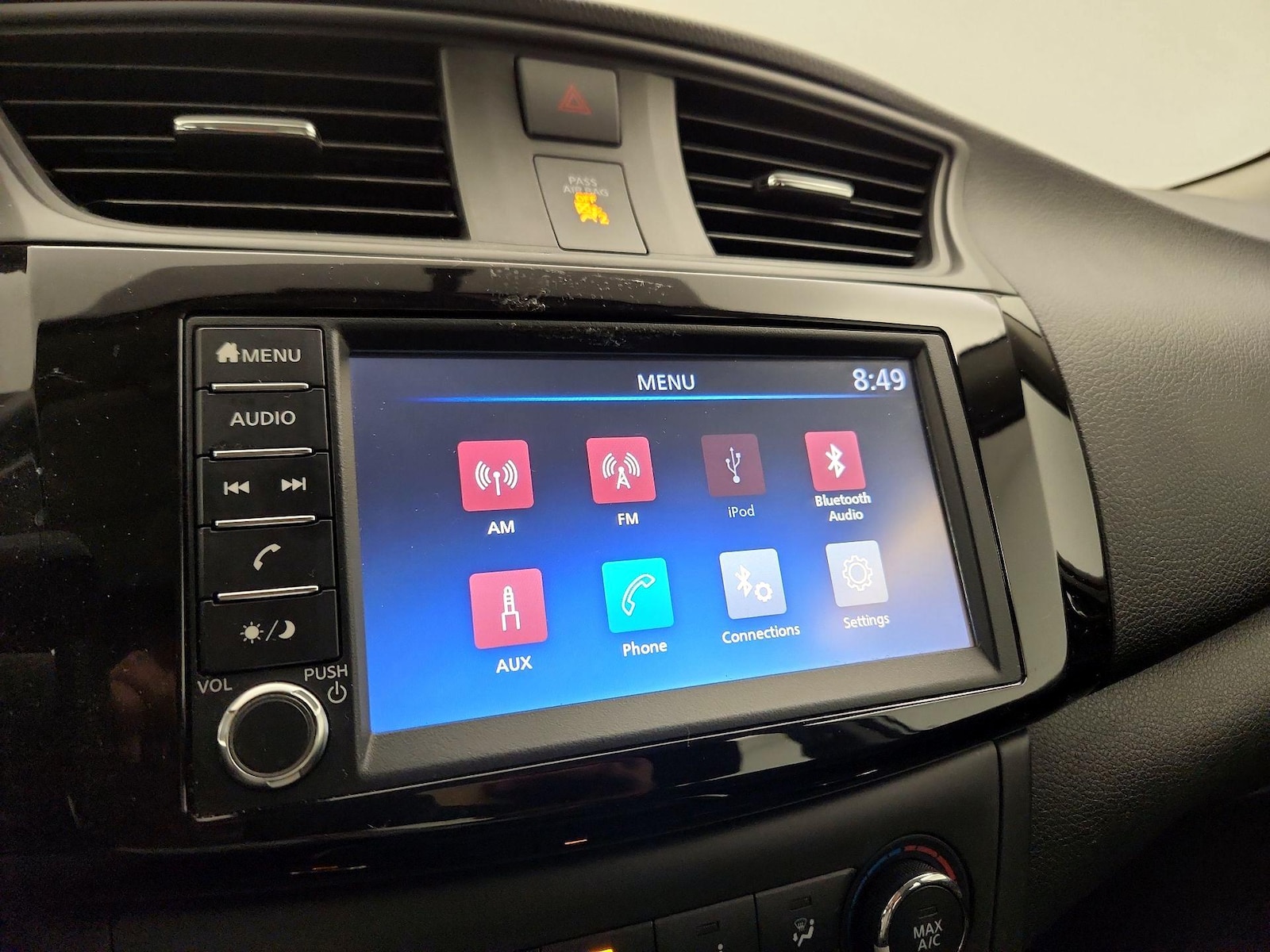2019 Nissan Sentra S - Photo 16