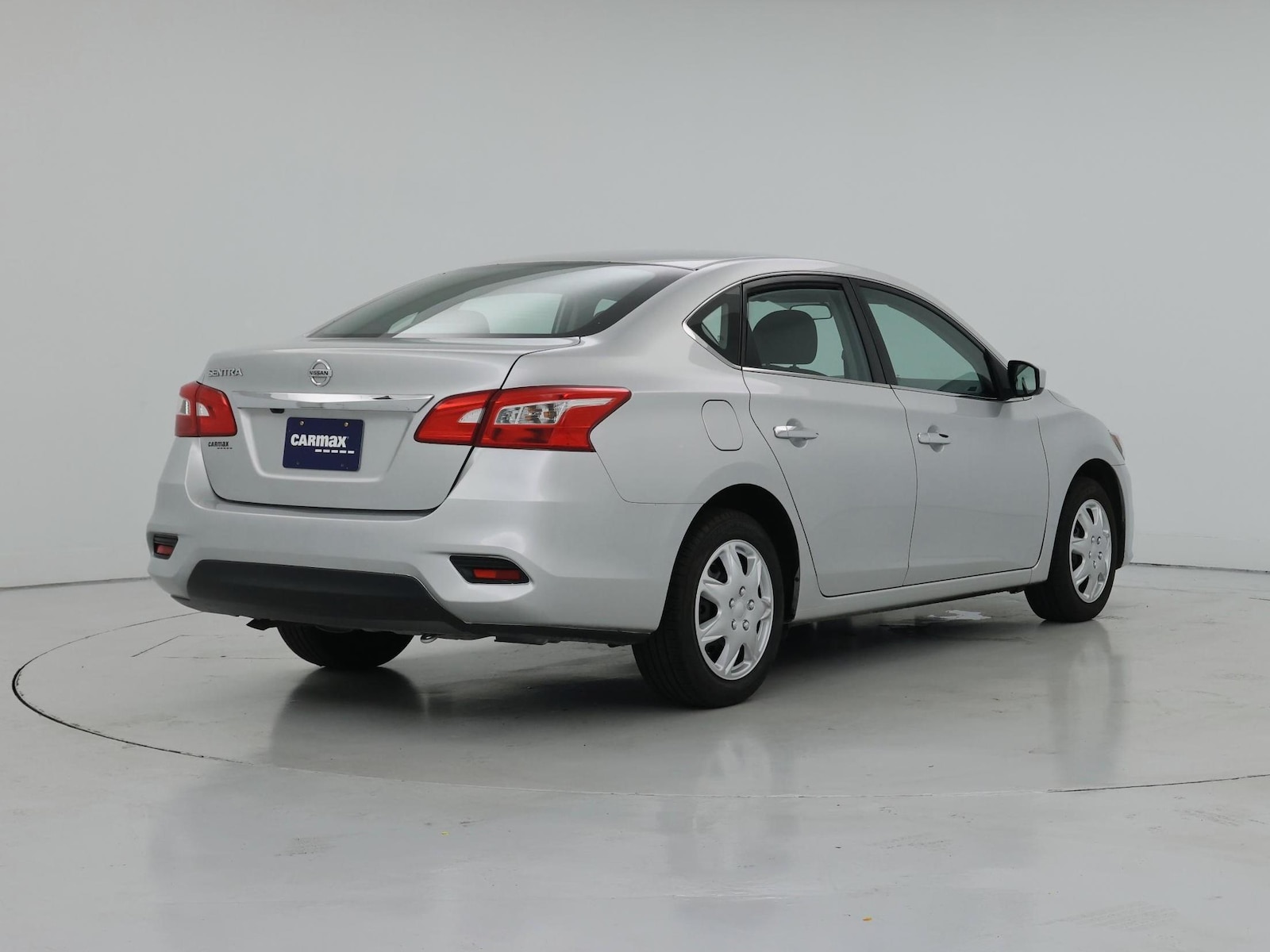 2019 Nissan Sentra S - Photo 9