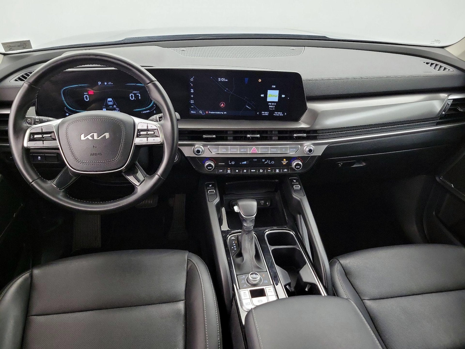 Apple CarPlay® & Android Auto™