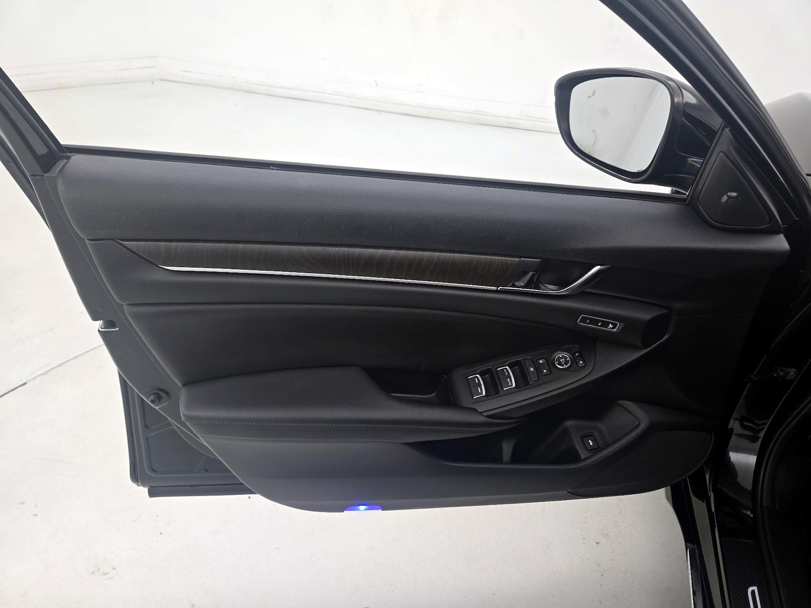 2021 Honda Accord Touring - Photo 13