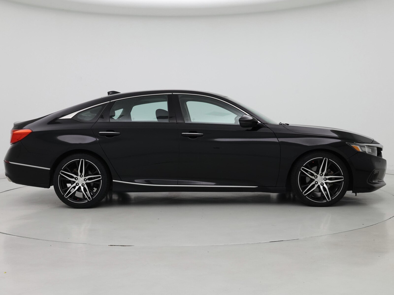 2021 Honda Accord Touring - Photo 8