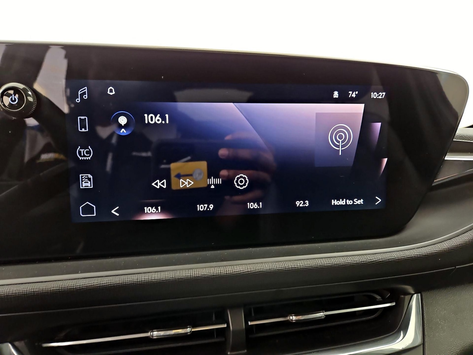 2025 Buick Envista Preferred - Photo 16
