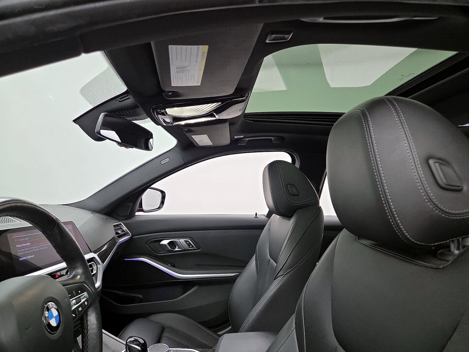 Sunroof(s) & Overhead Airbags