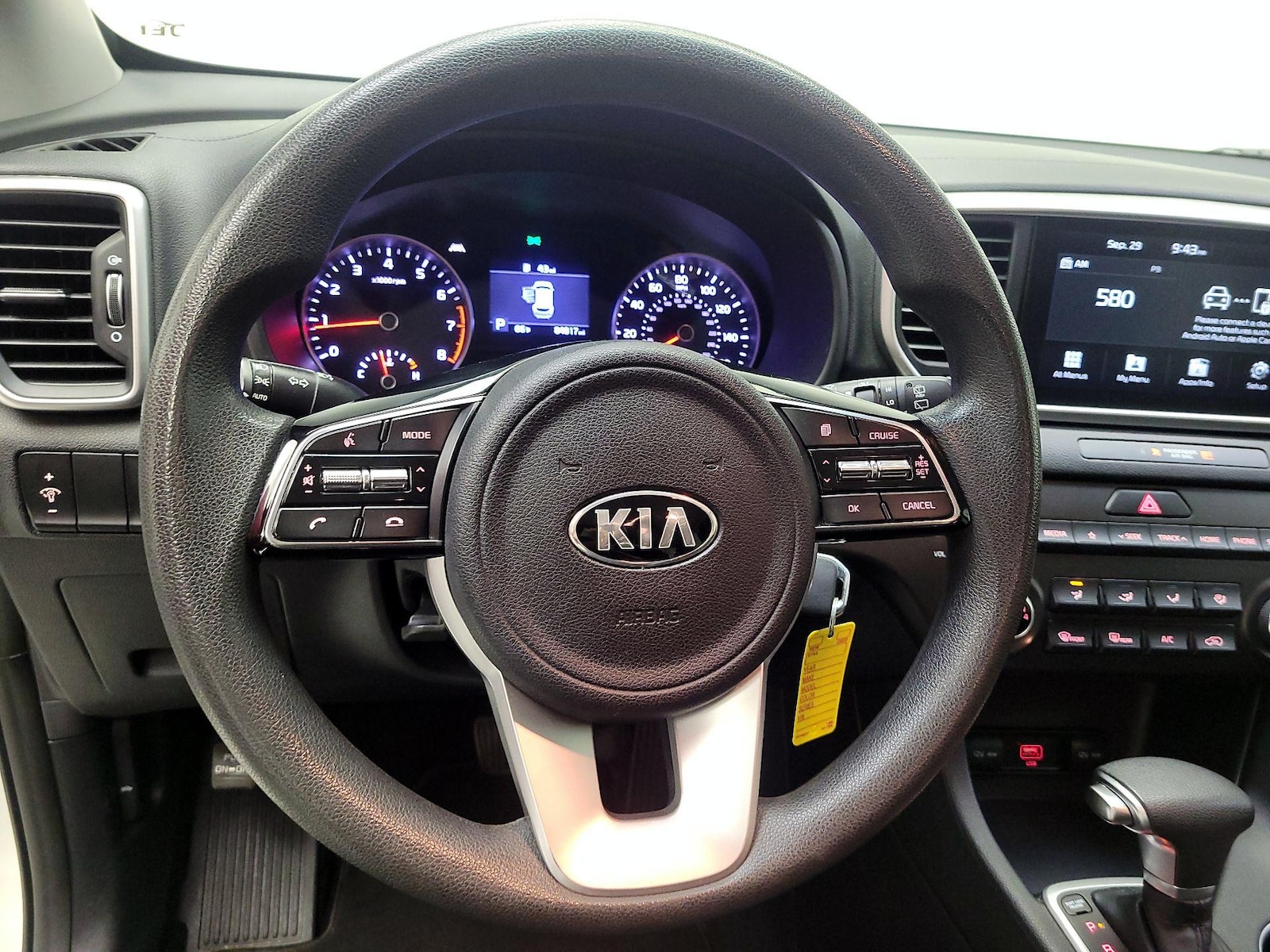 2022 Kia Sportage LX - Photo 11